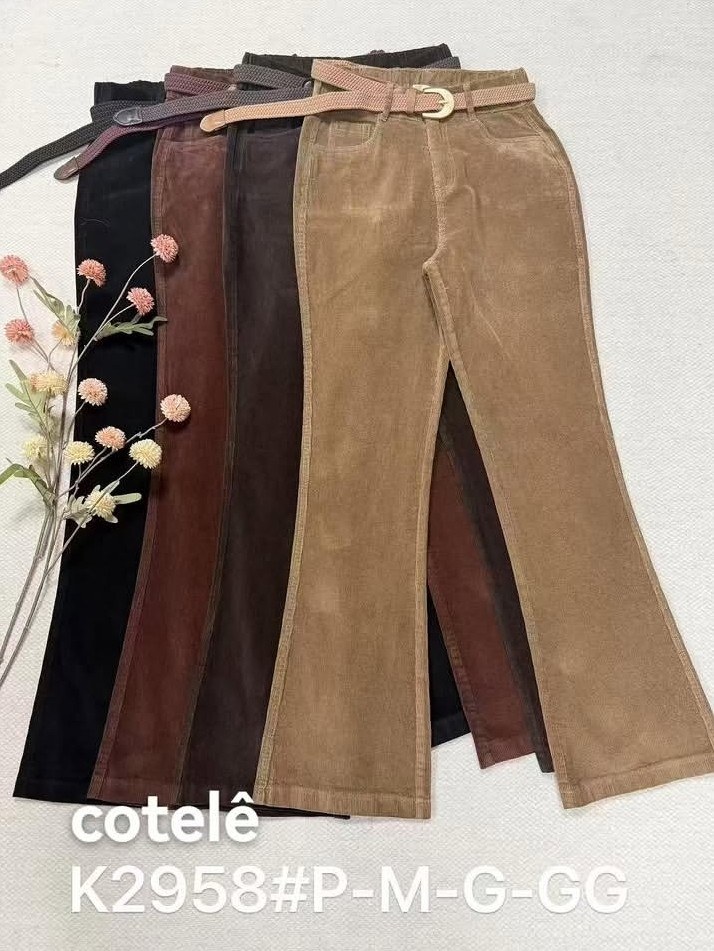 Calça flare de cotelê com cinto 2958