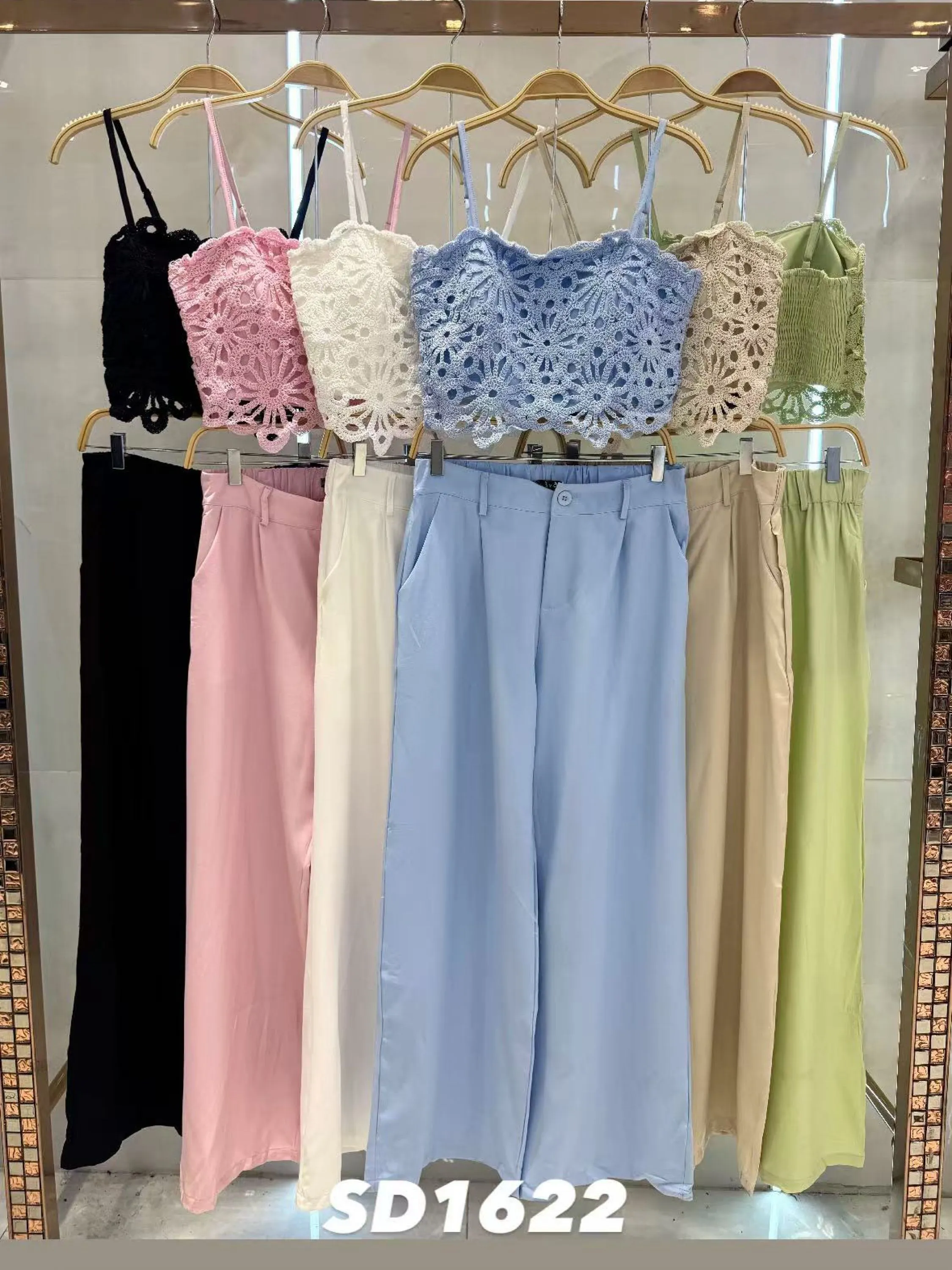 Conjunto (cropped com bojo +calça) alfaiataria 1662