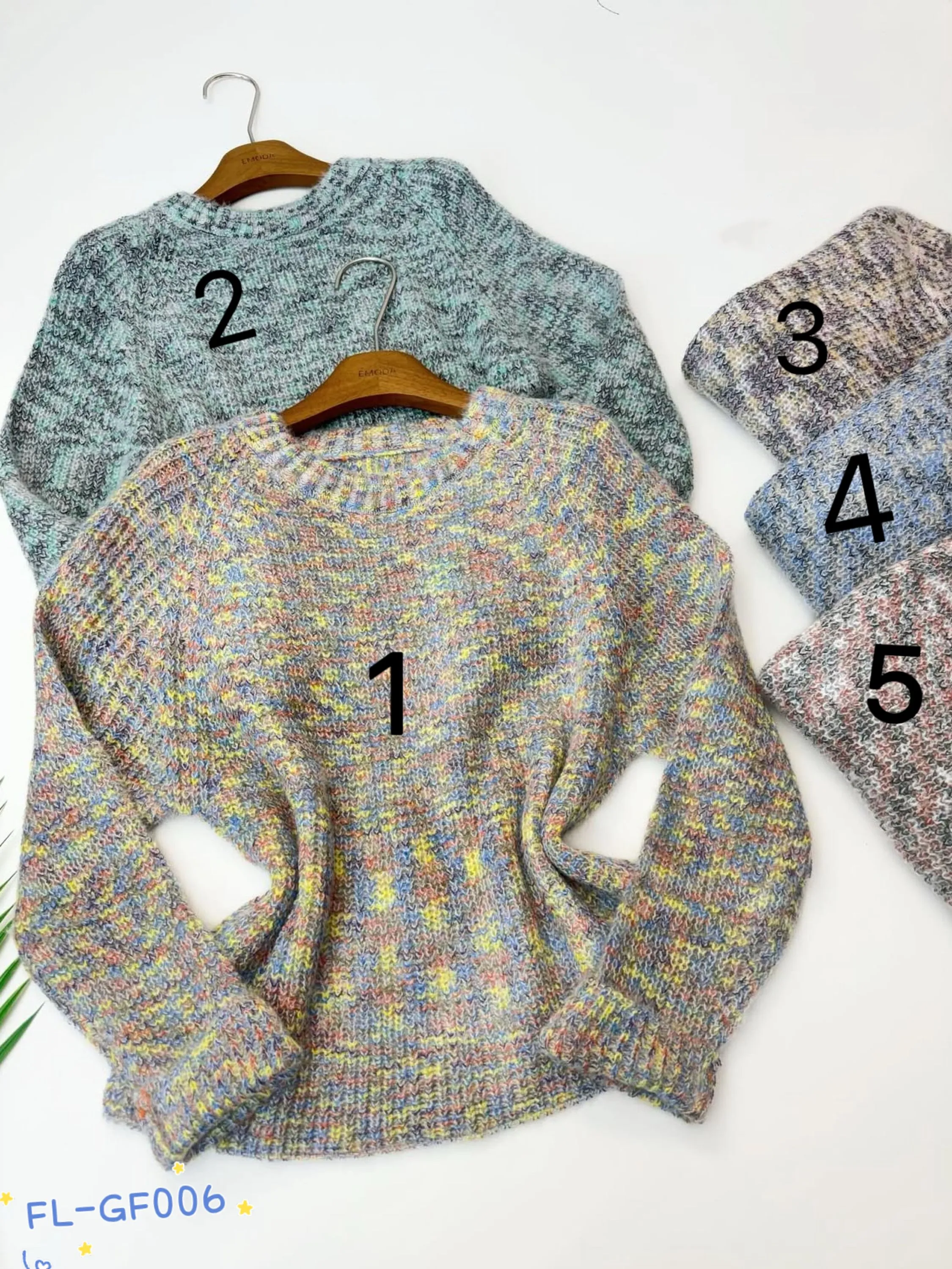 Blusa de lã com detalhe colorido importado Flora GT006