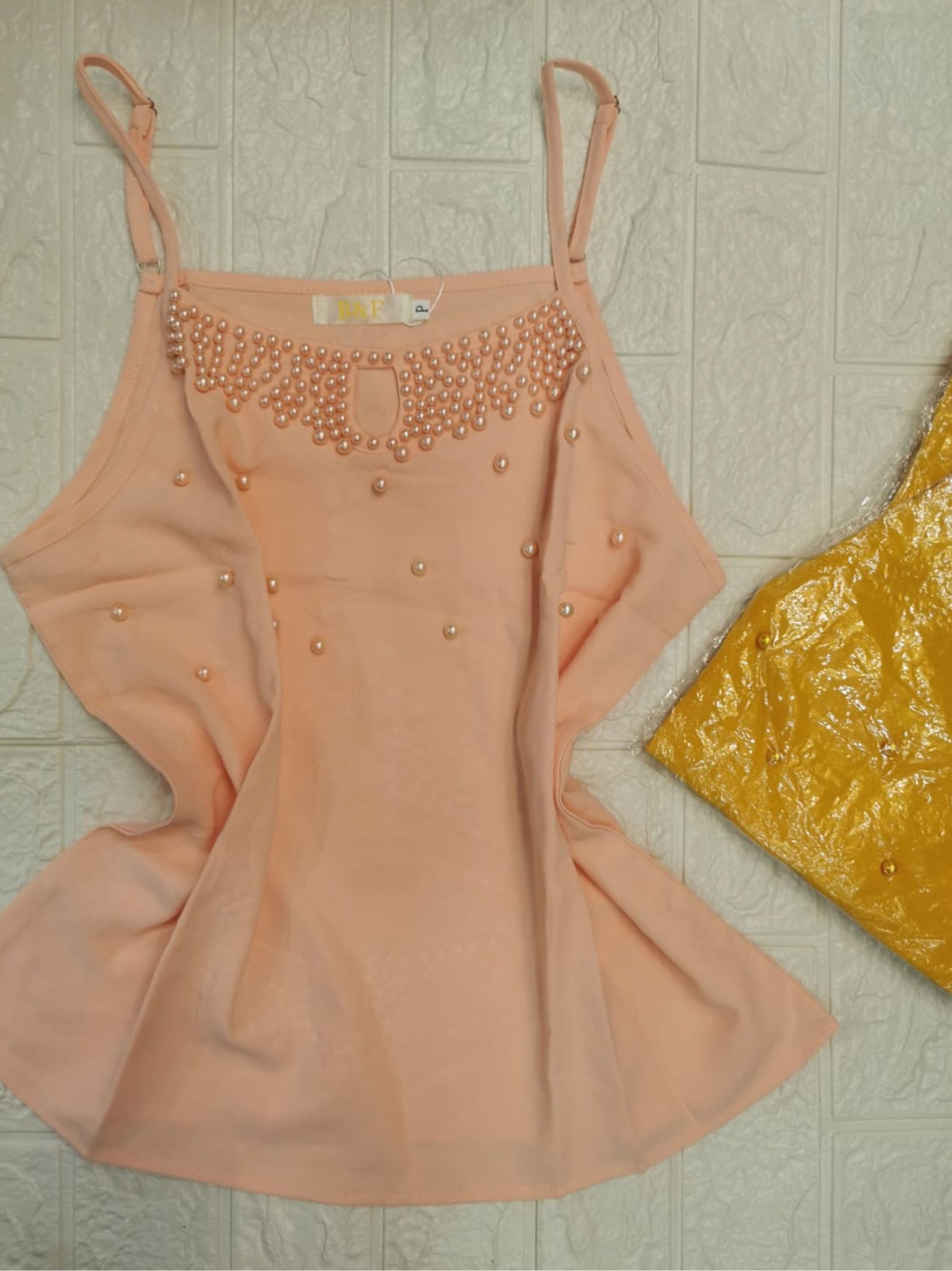 Blusa regata com pérola importado promoção 6350