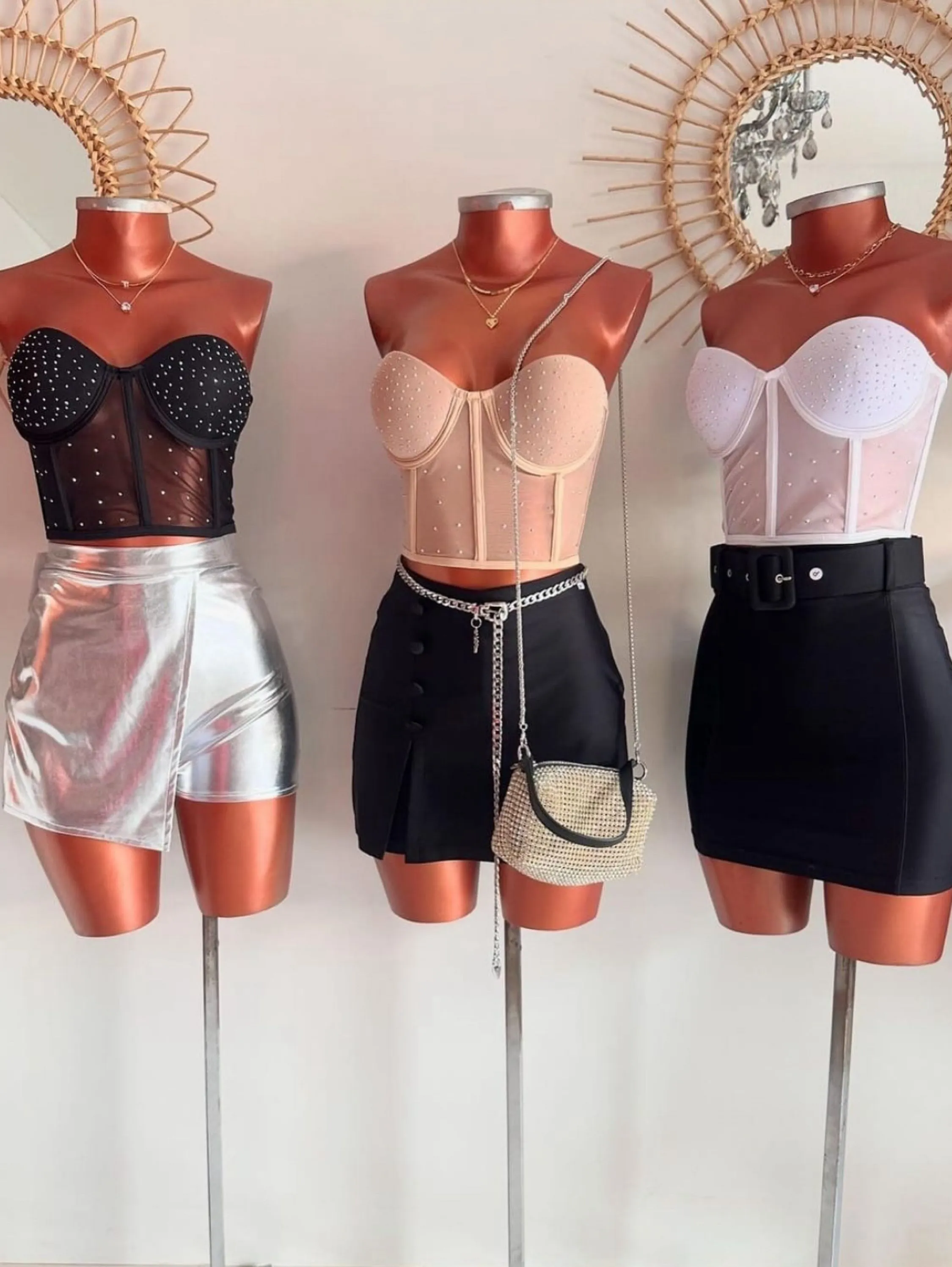 Cropped Corselet Pedraria Com Aplicações Novidade Lançamento Festa Noite Balada Blogueira