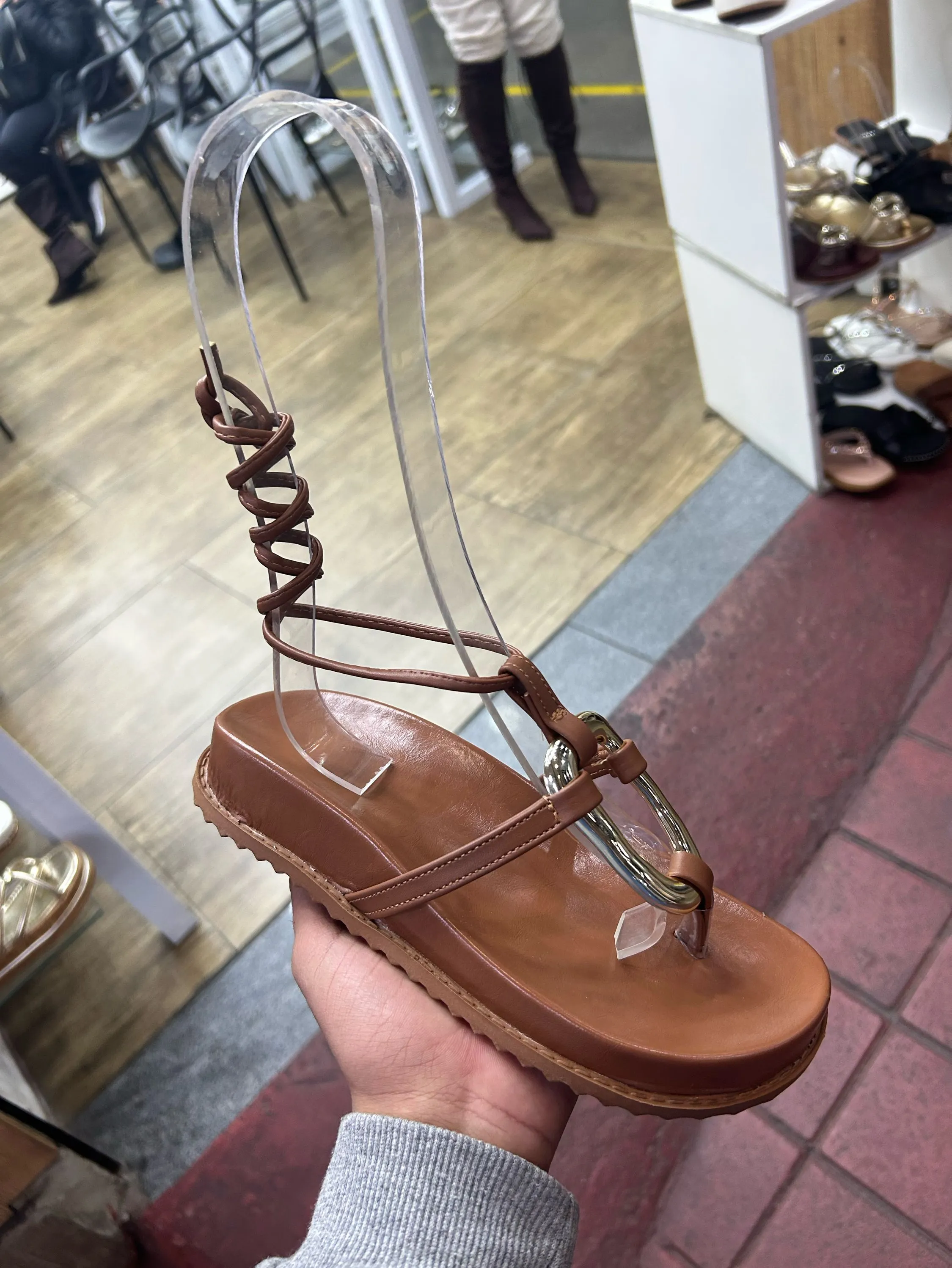 Papete Amarração Detalhe Dourado P321
