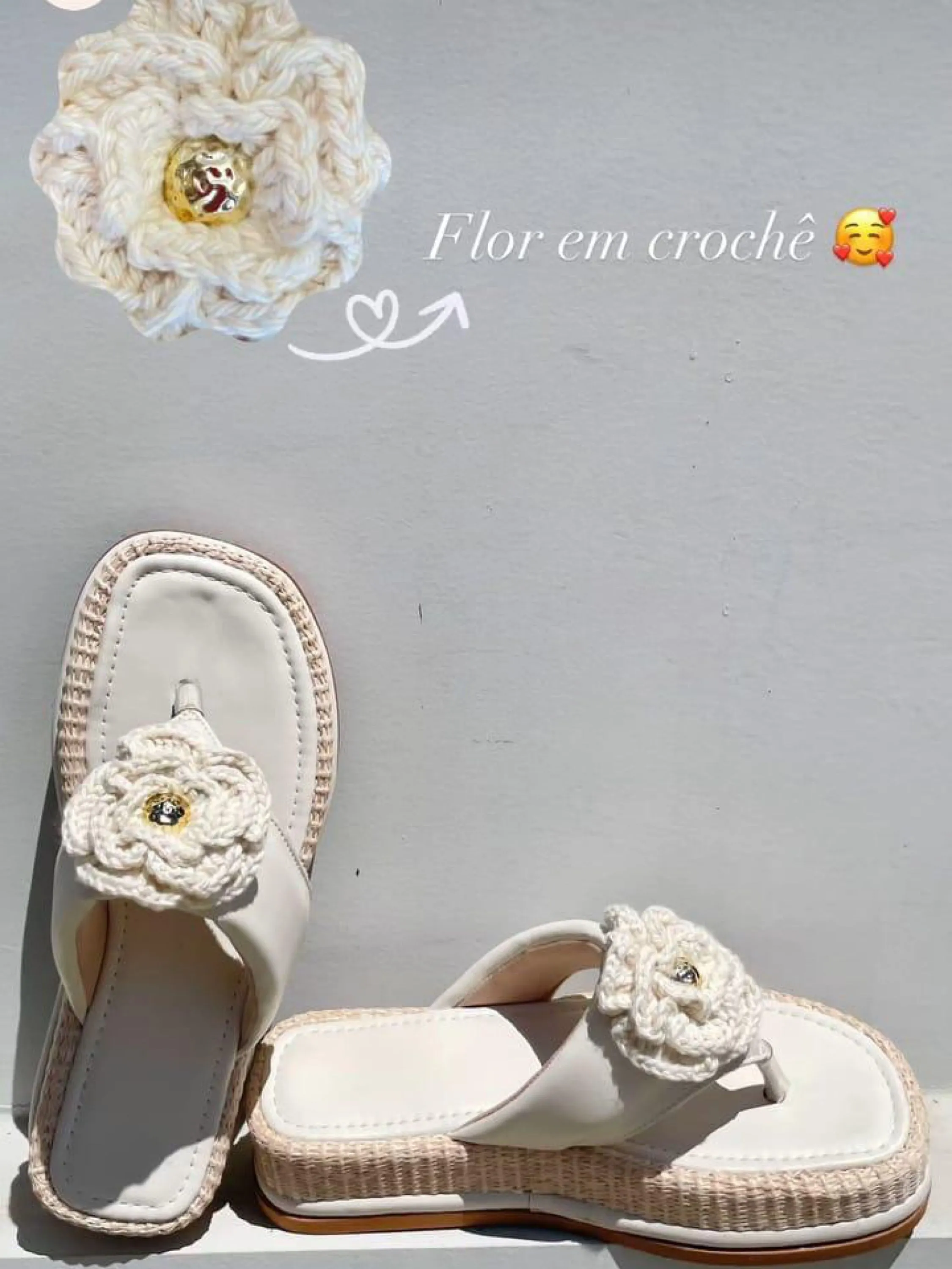 Chinelo Flat Flower