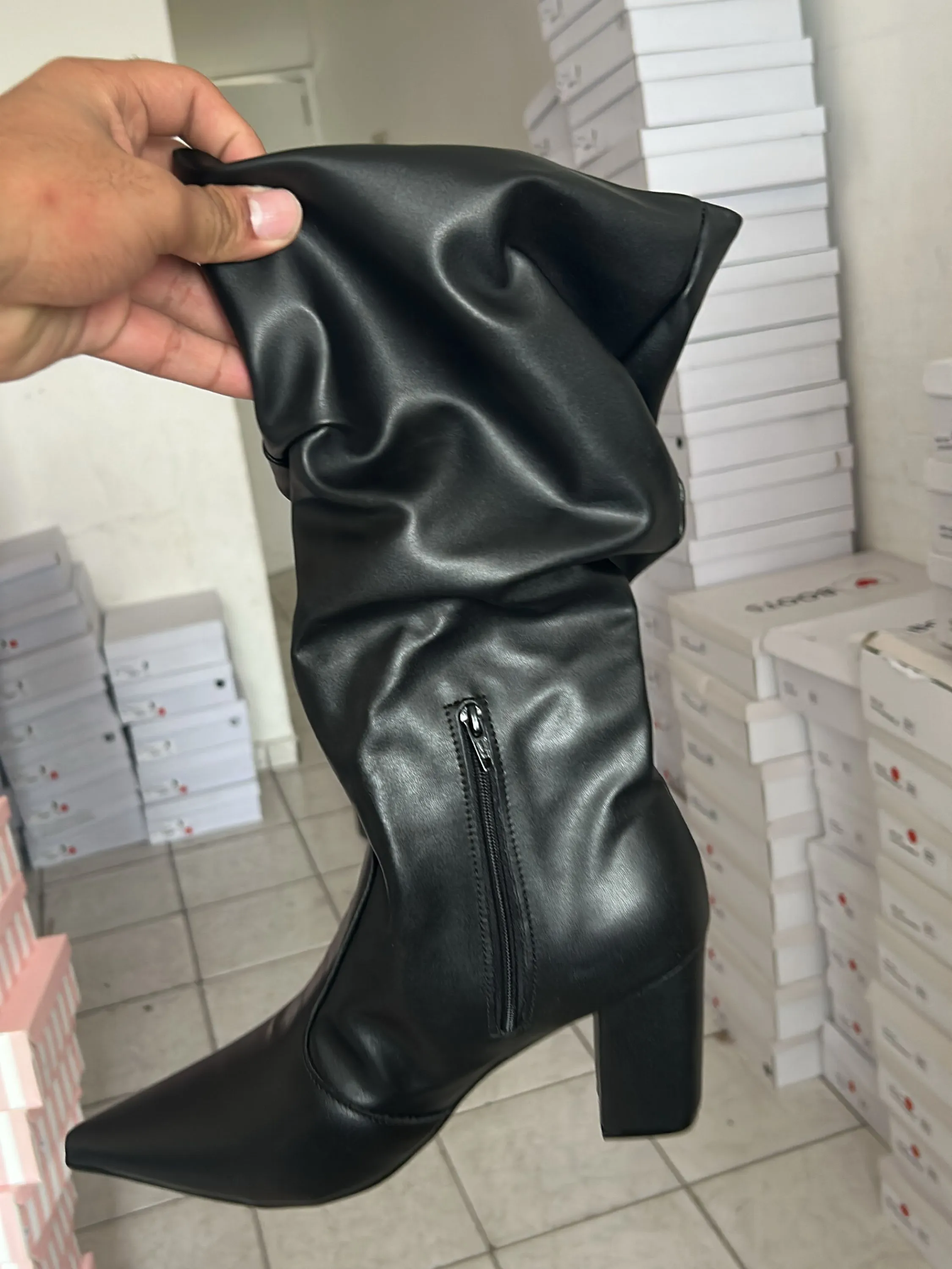 Bota Cano Drapeada Salto Bloco 137100