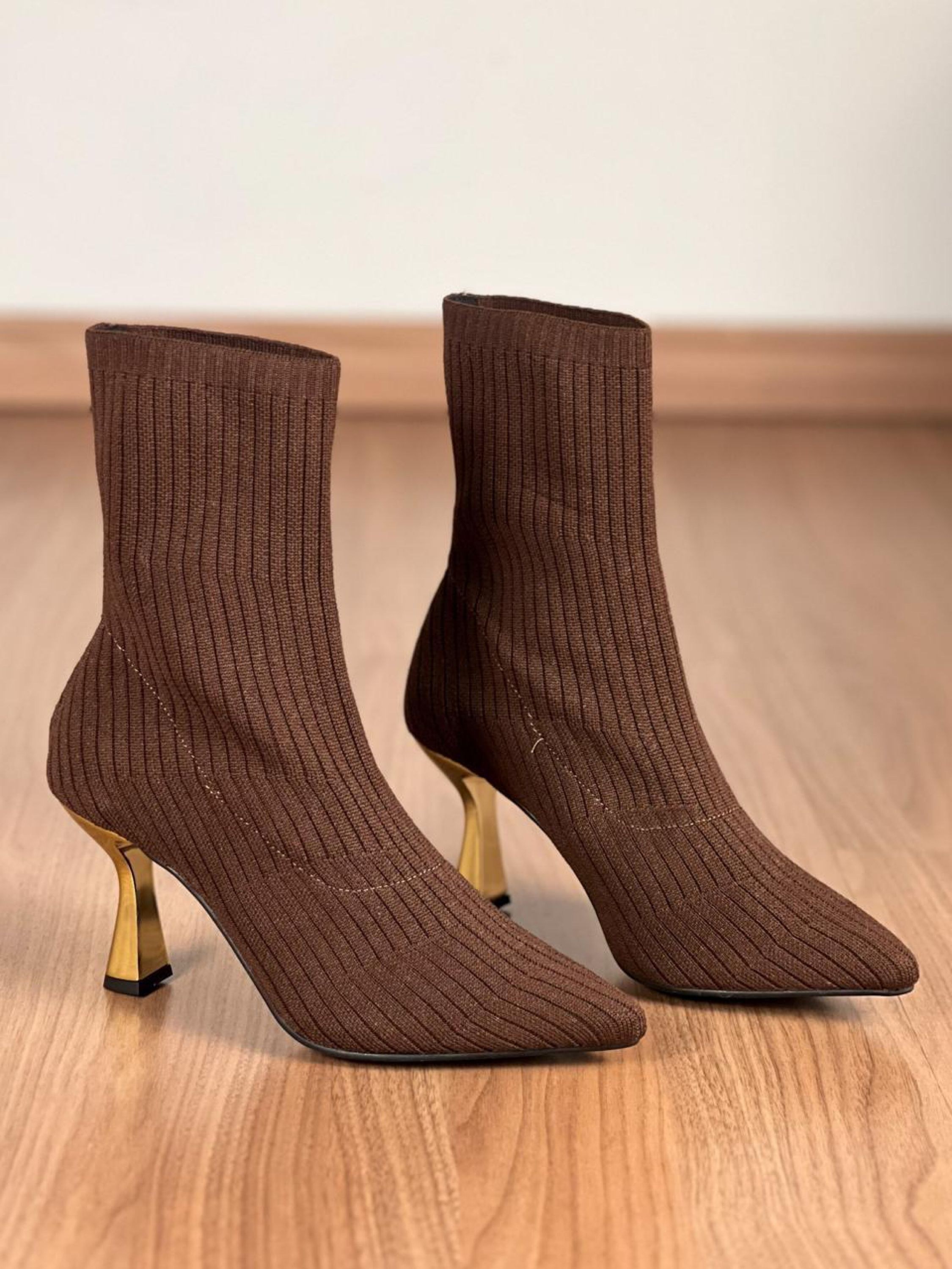 Bota Cano Curto Meia Salto Taça Cromado 891C6012