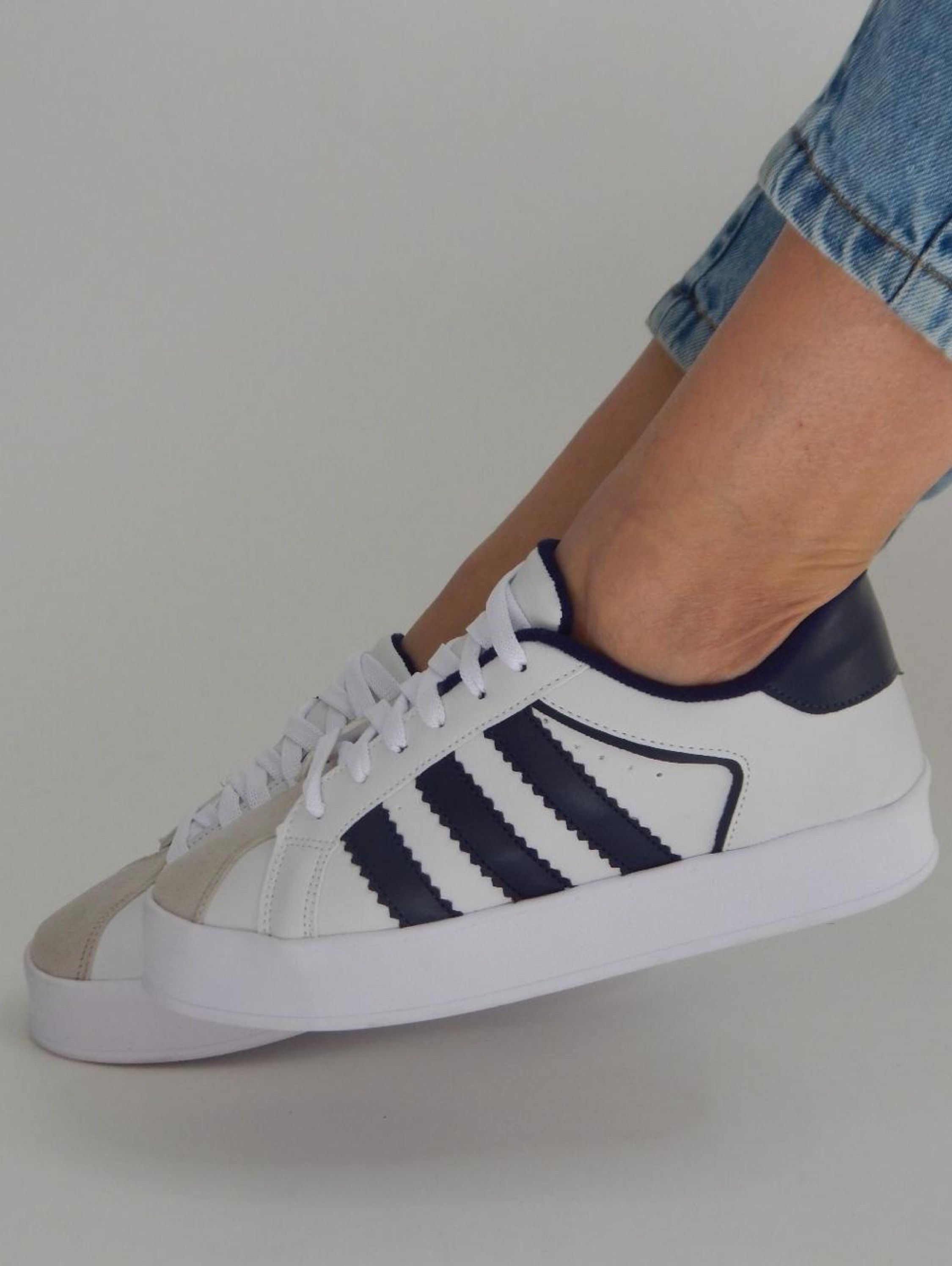 Tênis 3 Listras Alto 6000