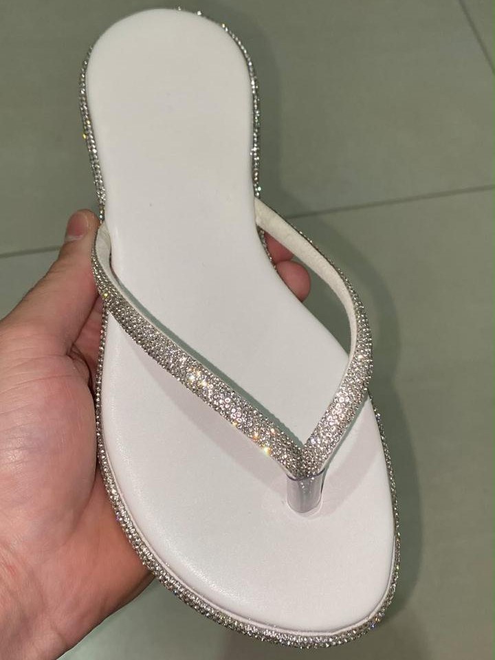 Chinelo Dedo Tiras Strass 506