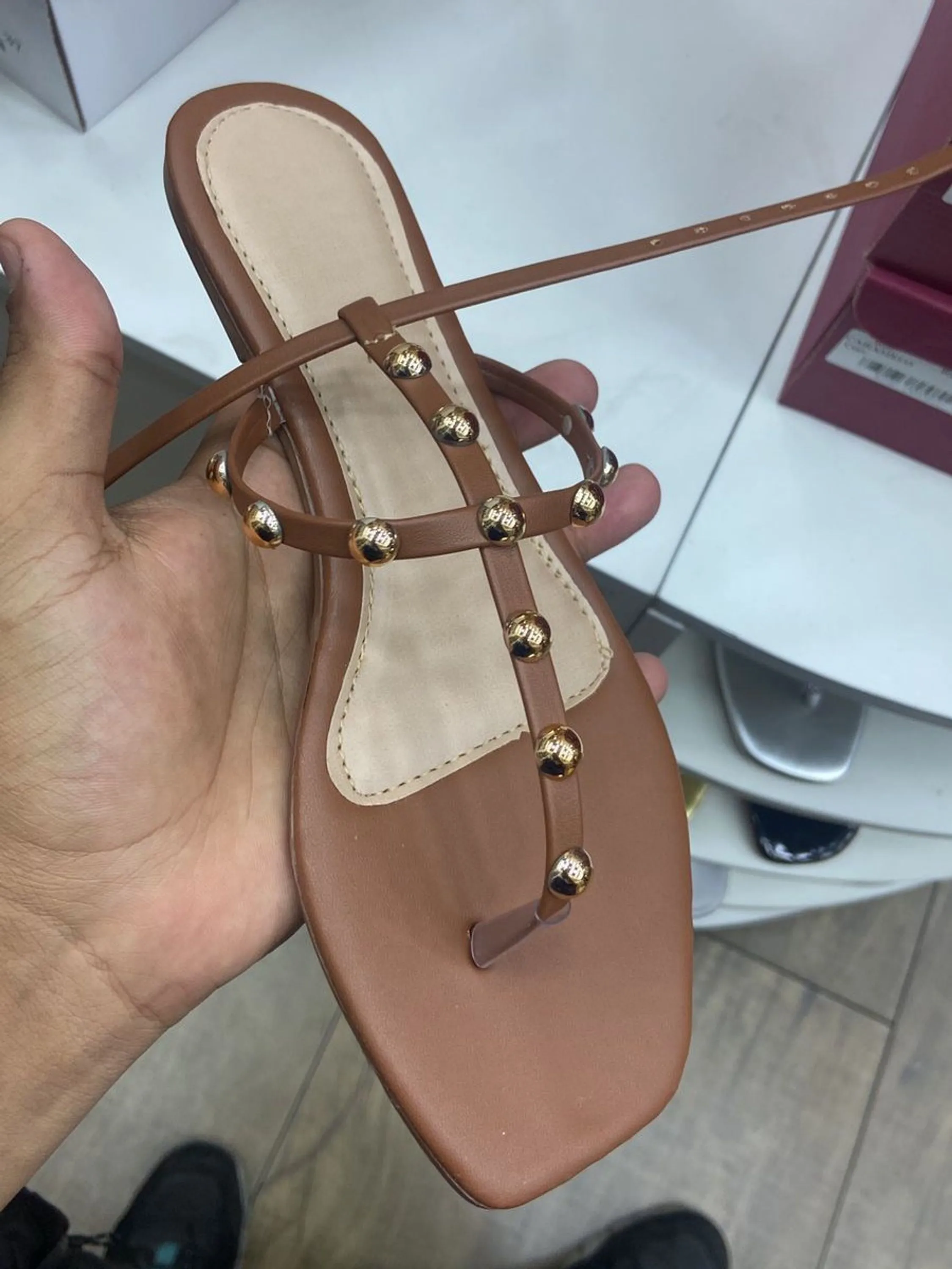 Sandália Rasteira Tiras Balls R2585