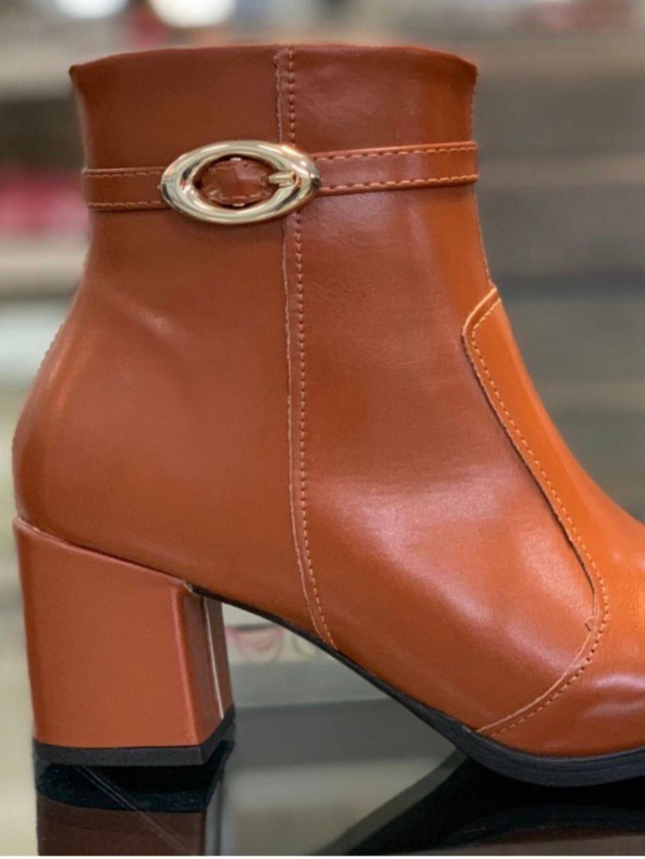 Bota Cano Curto