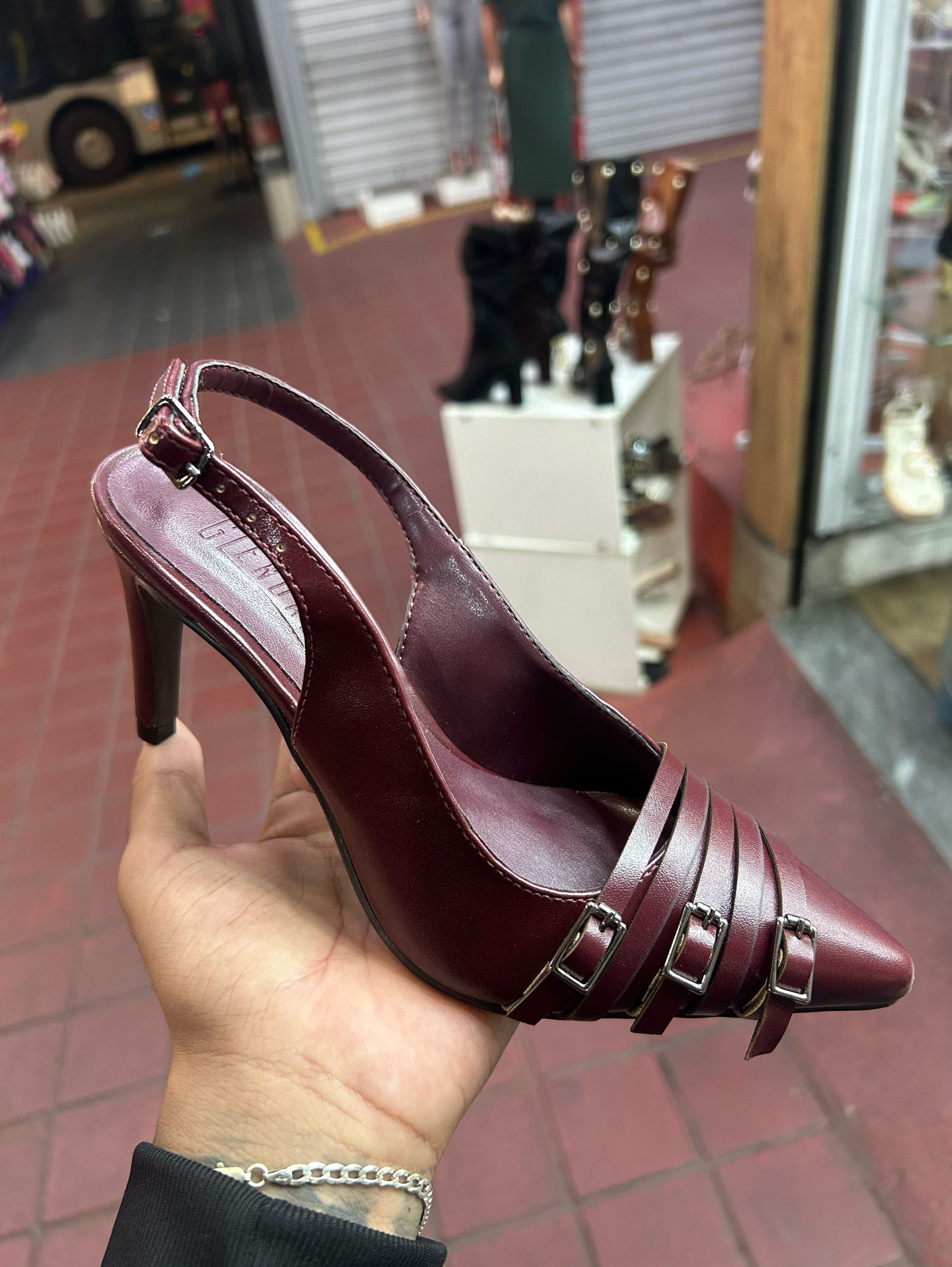 Scarpin Bico Fino Intense 498119