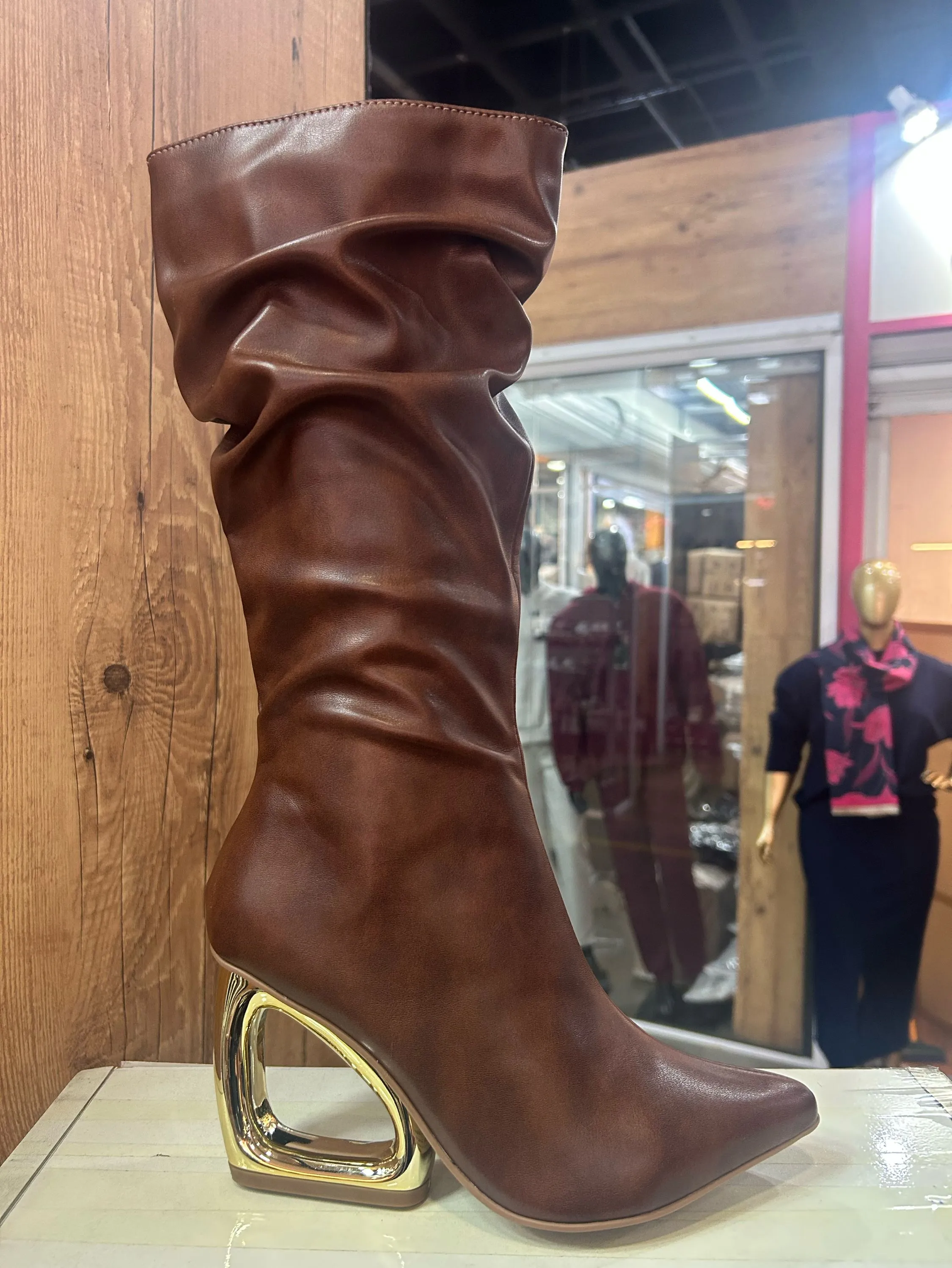 Bota Cano Médio Drapeada Salto Geométrico Cromado 892C9154