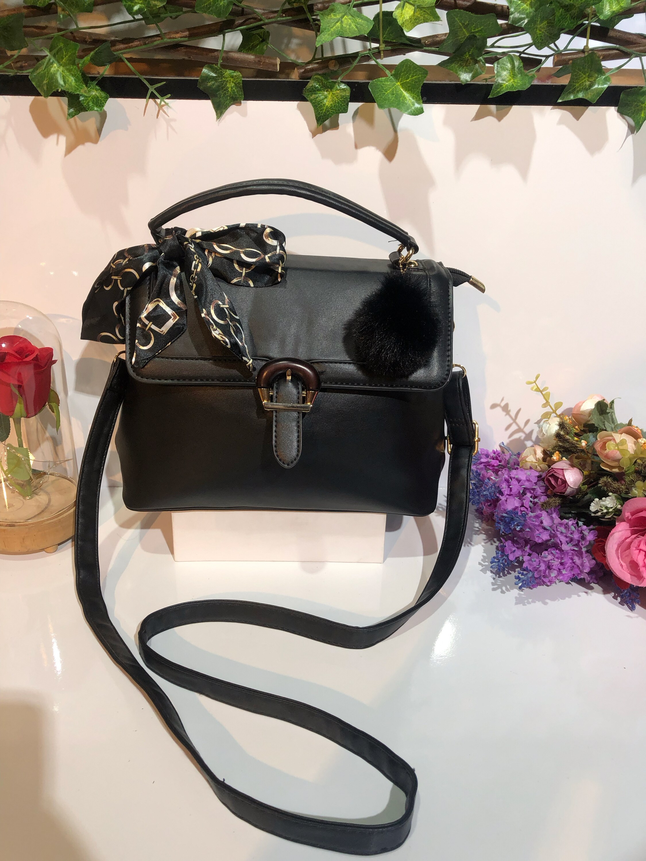 Bolsa transversal com chaveiro chiqui #2604