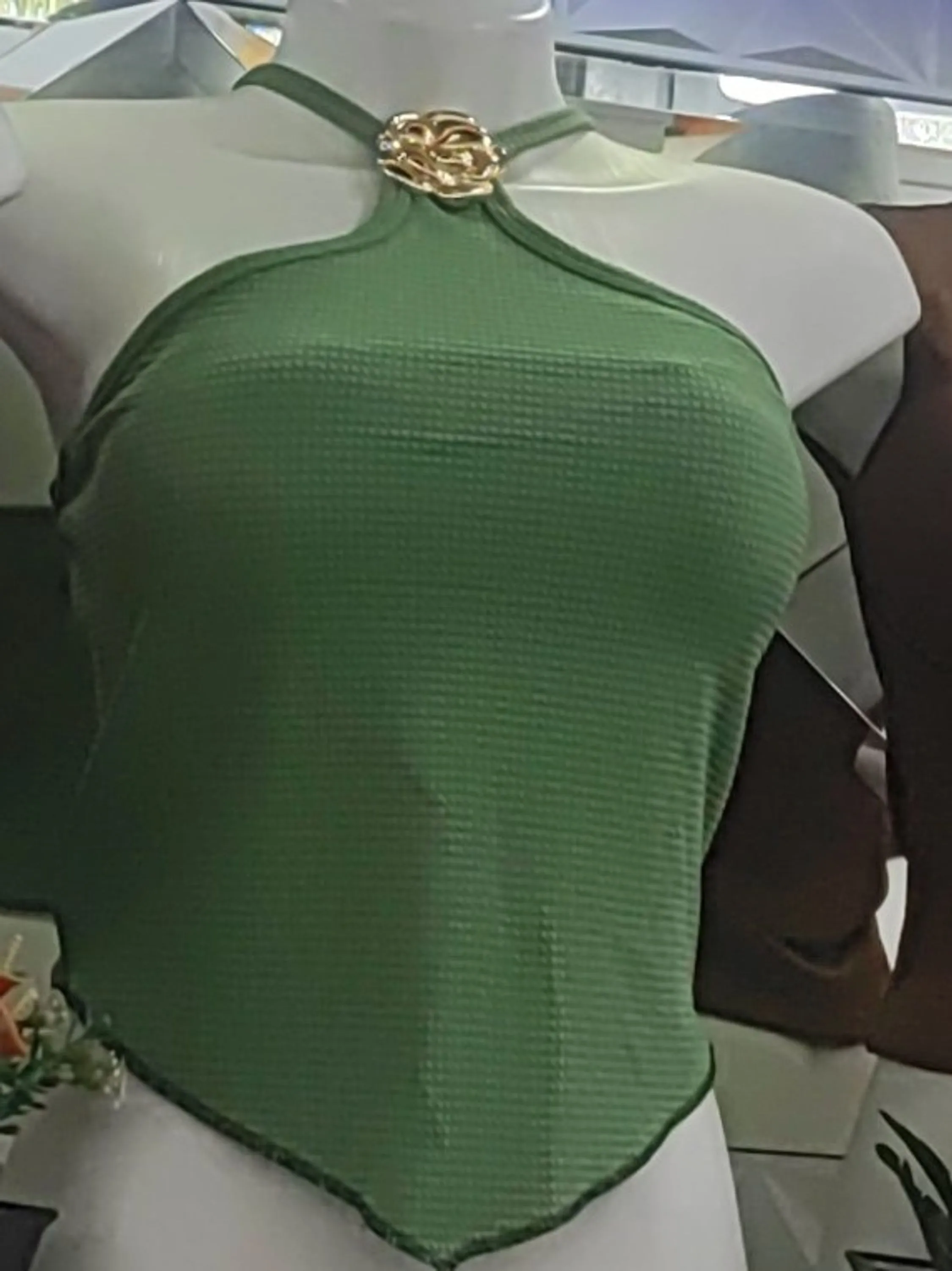 Crooped batinha e detalhar na alça
