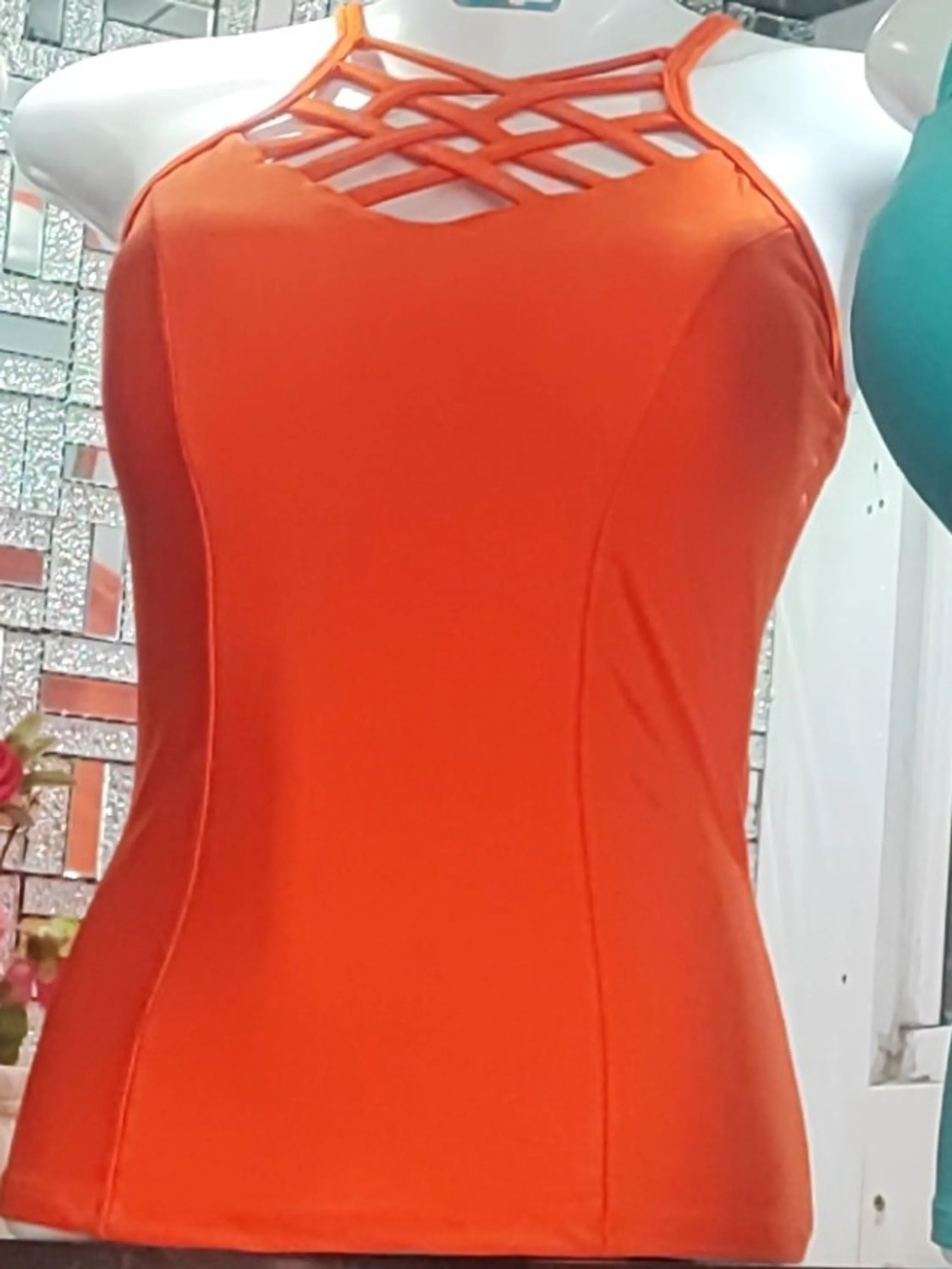Regata alça decote transado