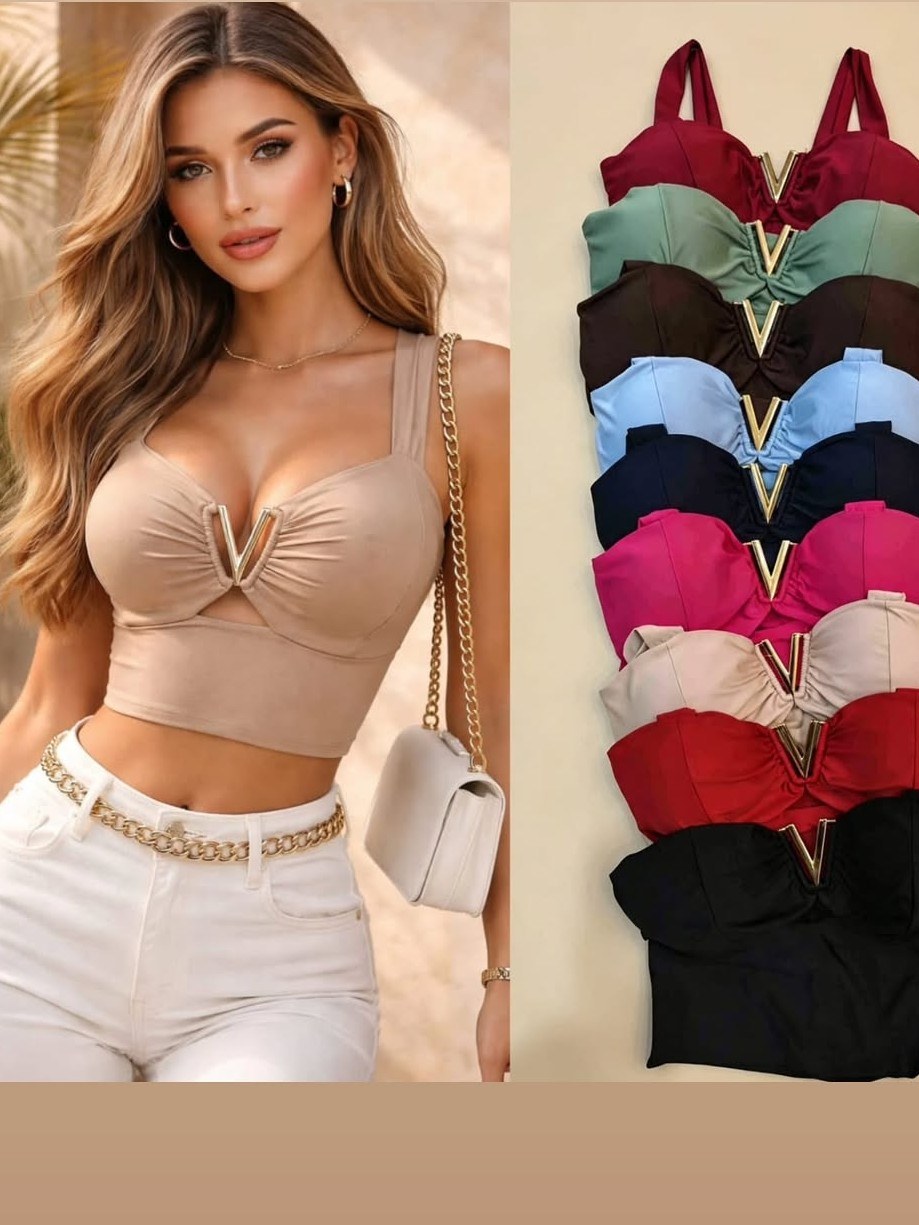 Crooped com detalhes no decote em v