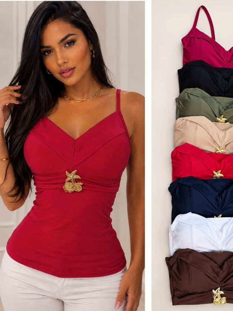 Regata com detalhes de um cinto na barriga
