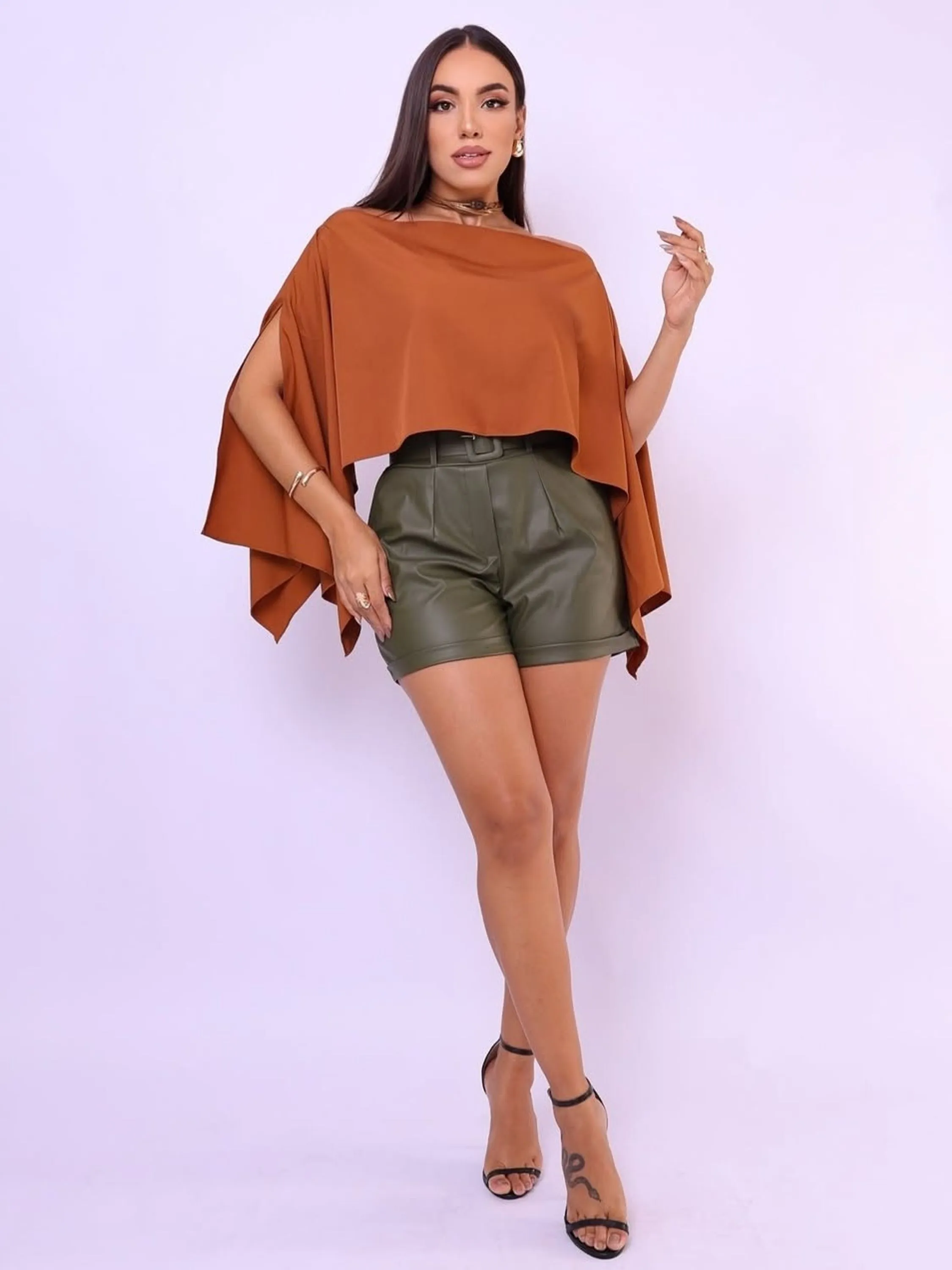 Blusa Bata boho chic com top multiforme multiusos