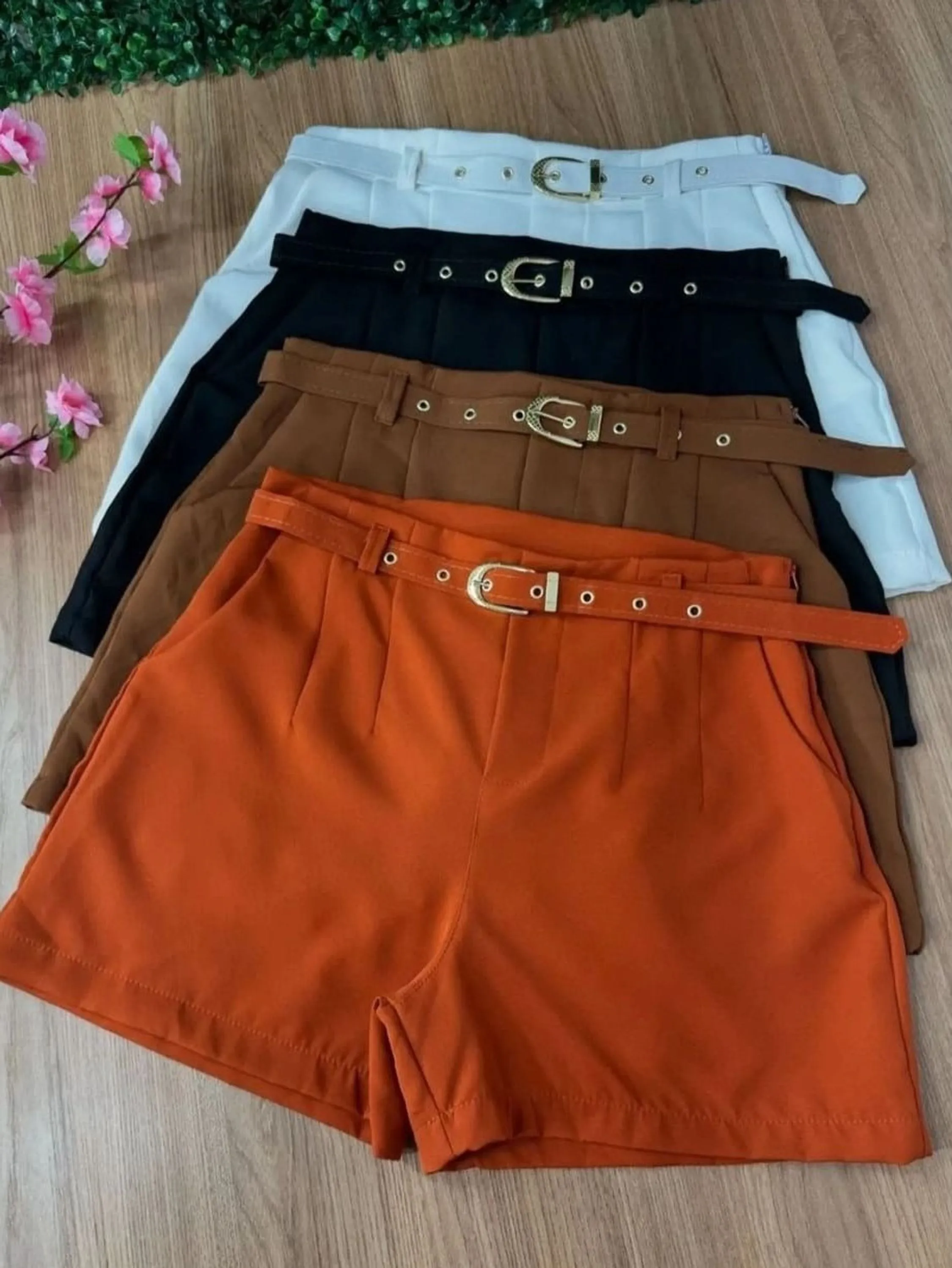 Shorts alfaiataria com cinto