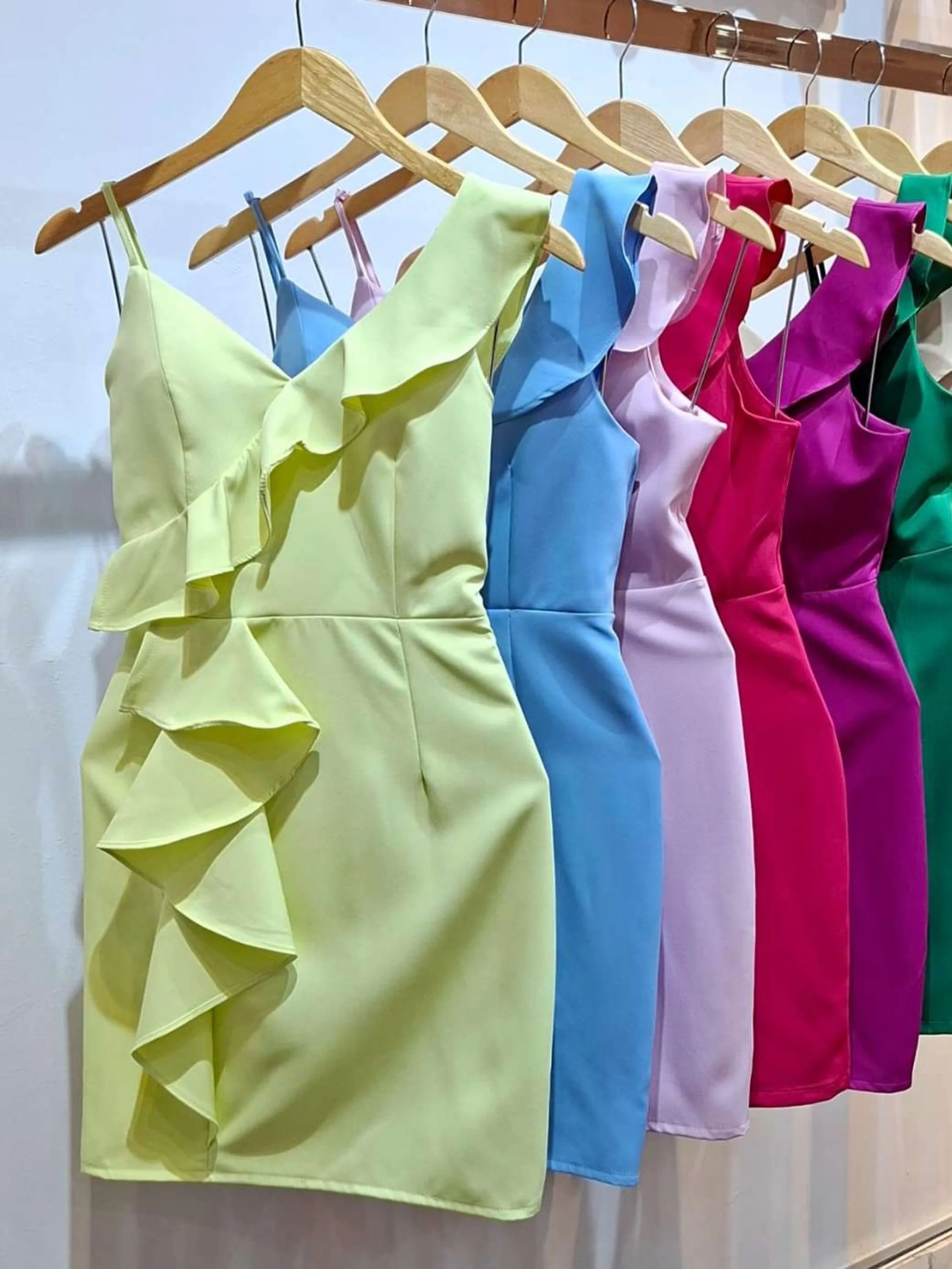 vestido curto com bojo pink girl