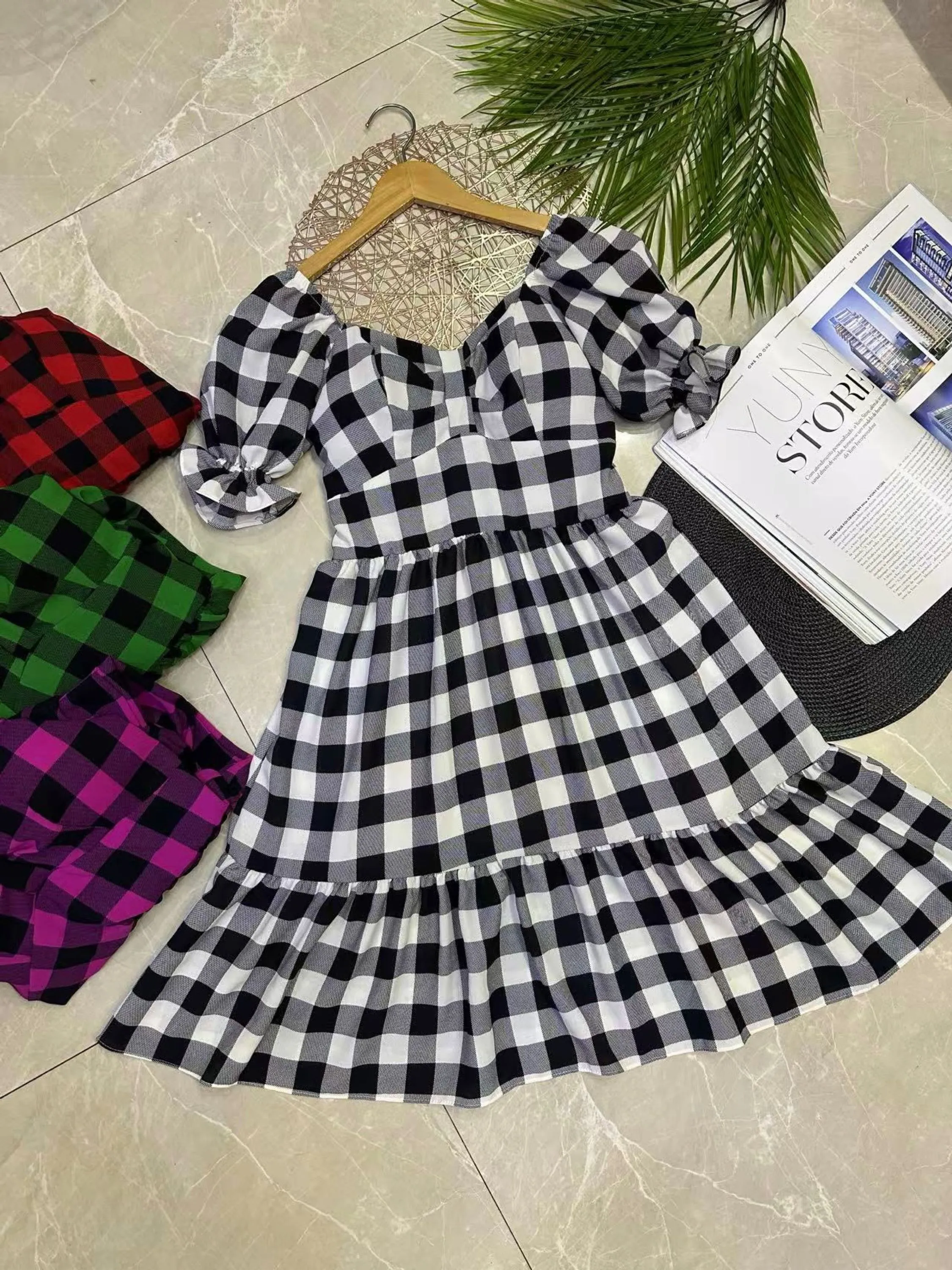 Vestido curto com bojo