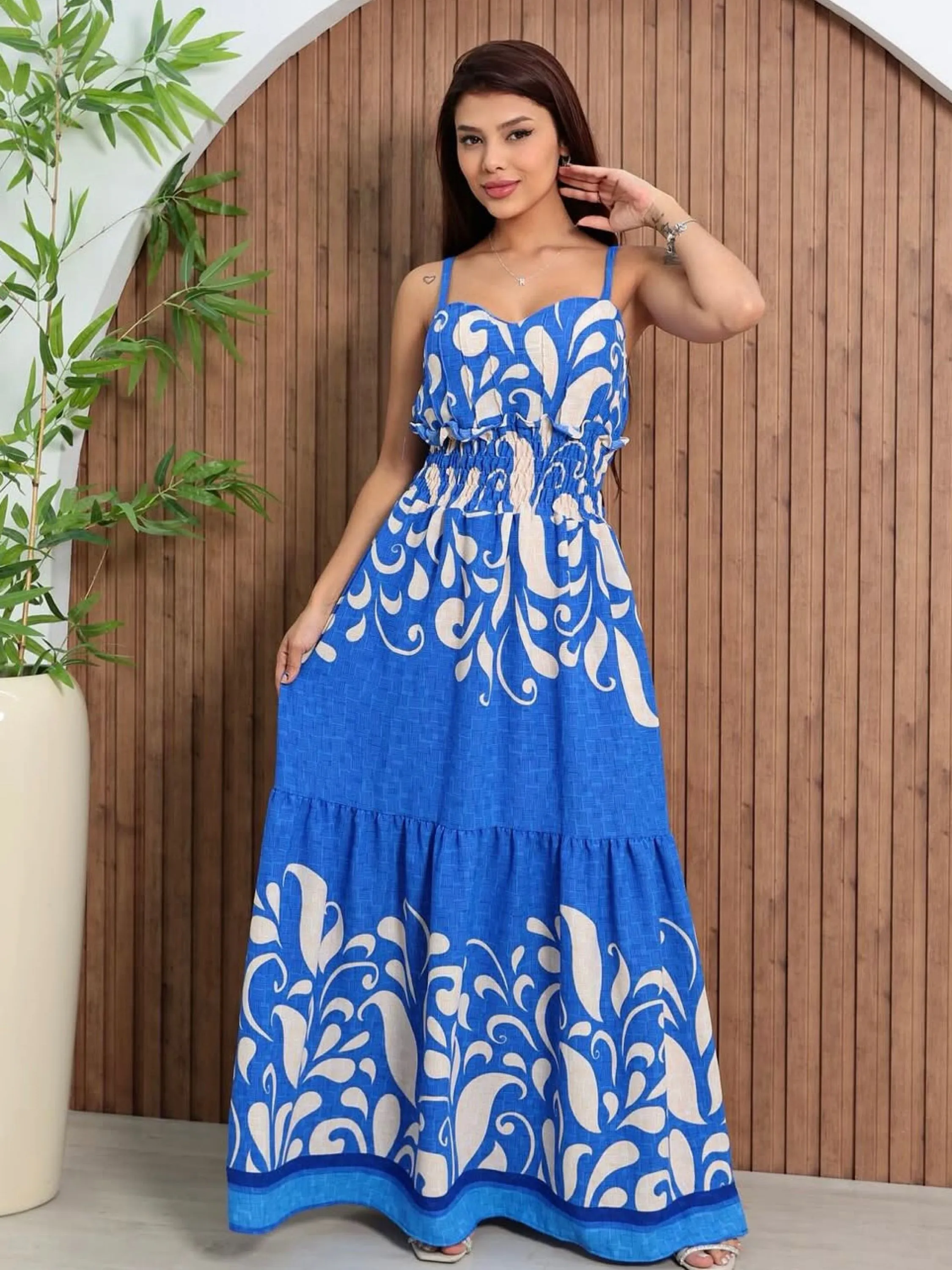 Vestido longo estampas variadas