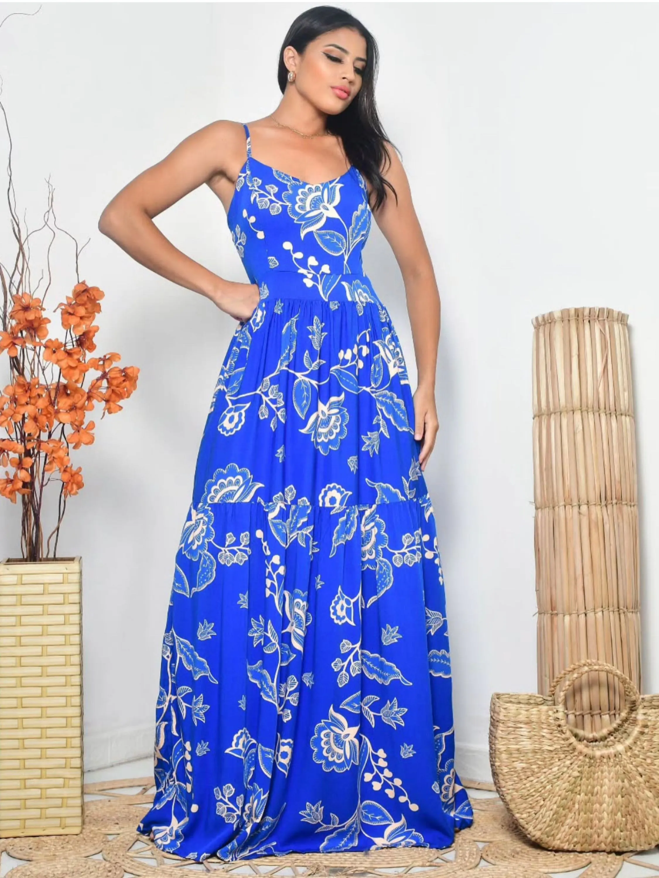 Vestido longo estampas variadas