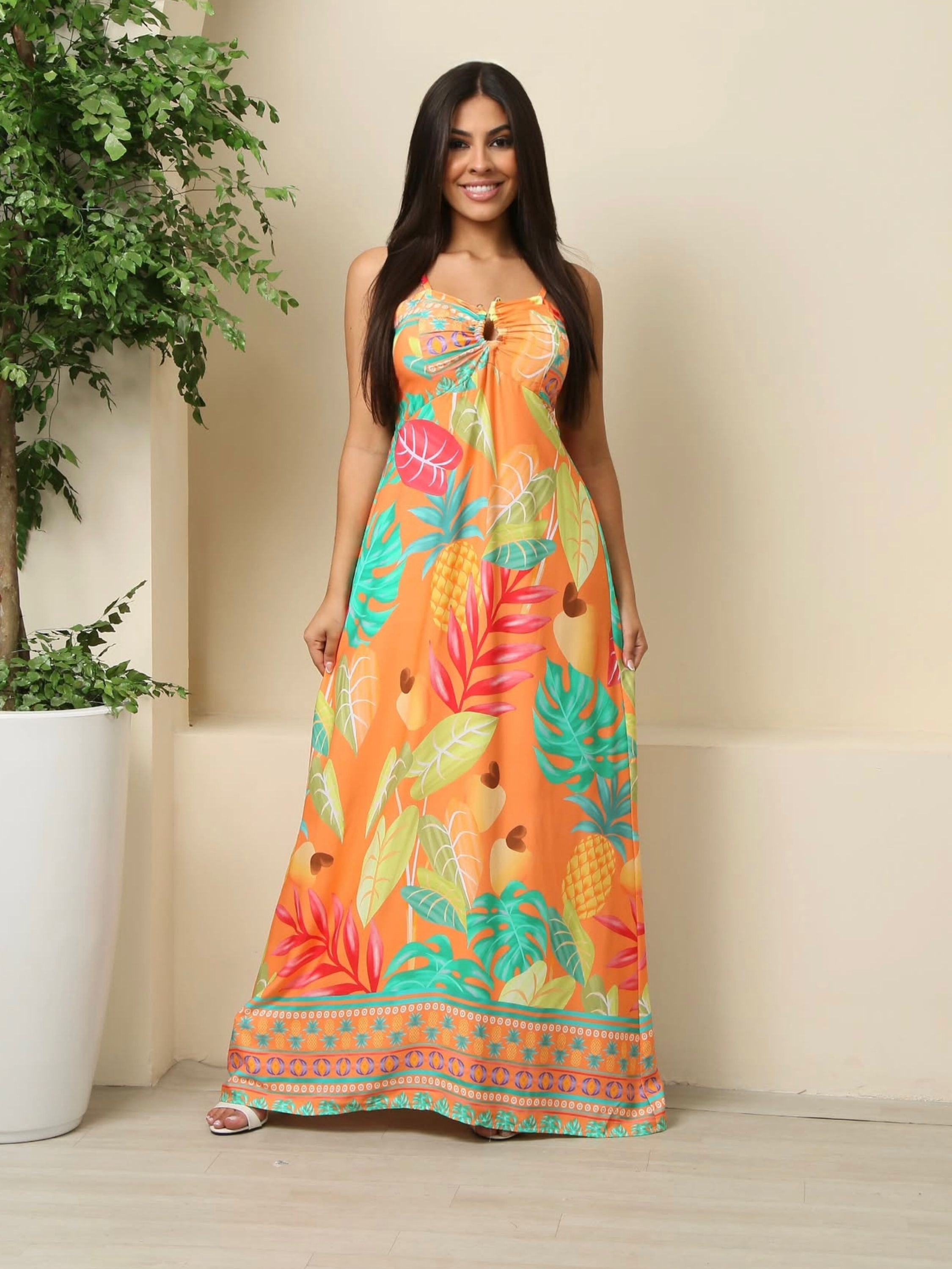 Vestido longo estampas variadas