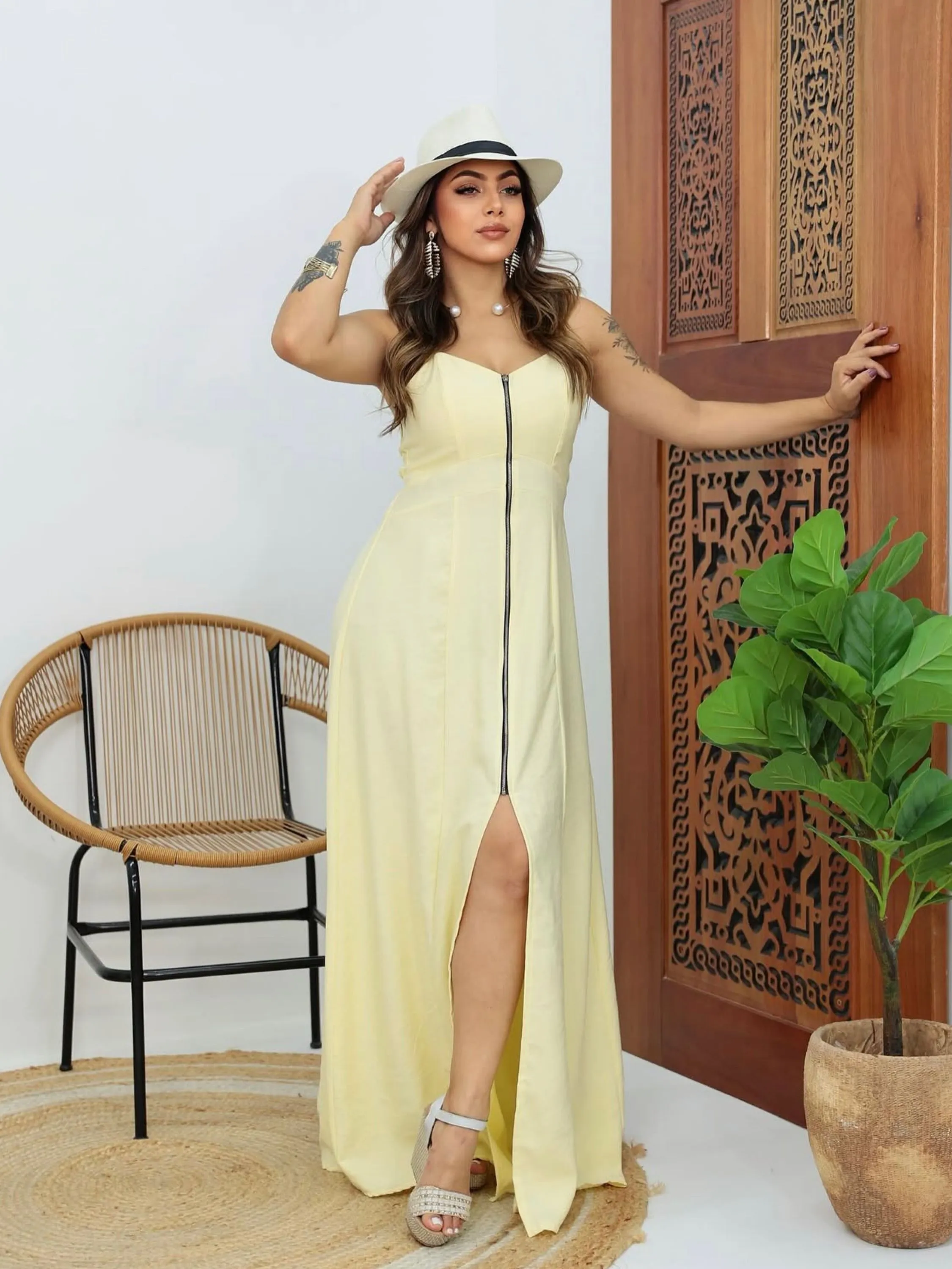 Vestido longo com zíper