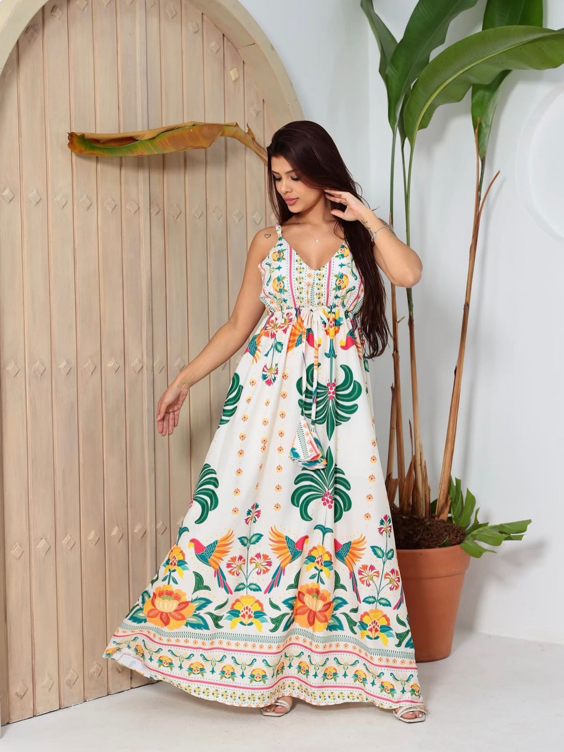 Vestido longo estampas variadas