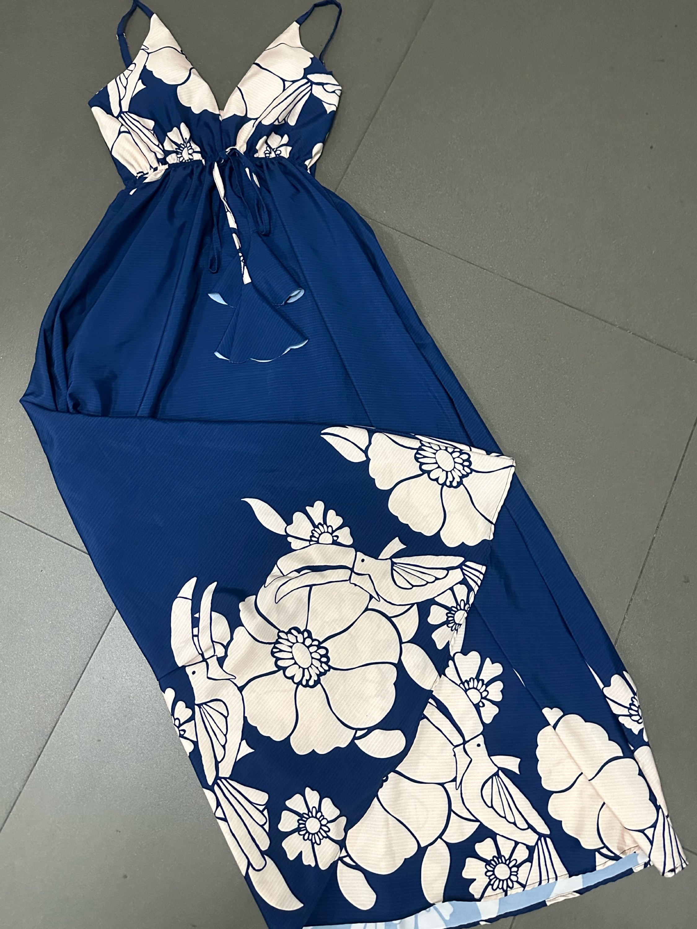 Vestido longo estampas variadas