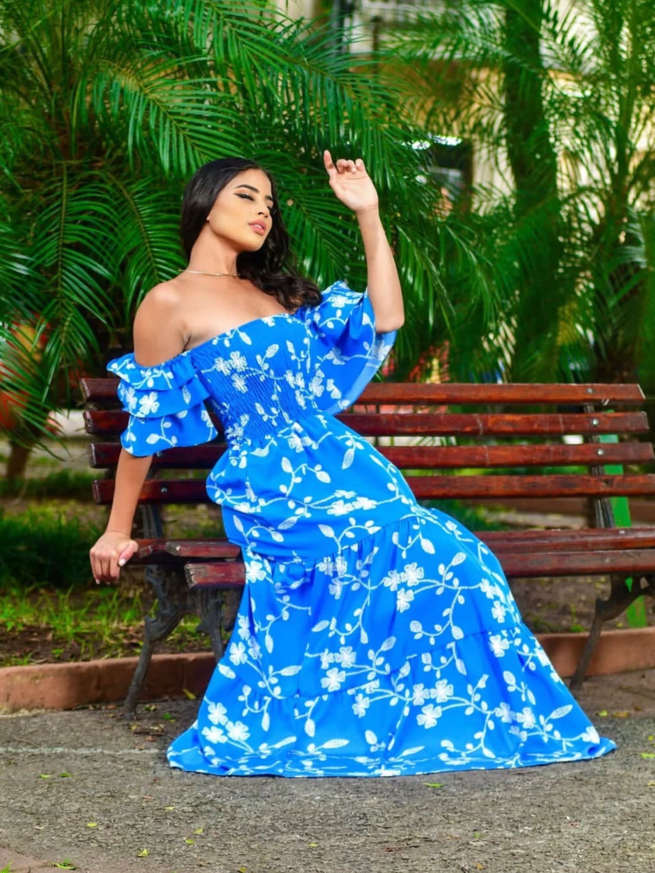 Vestido Longo estampas variadas