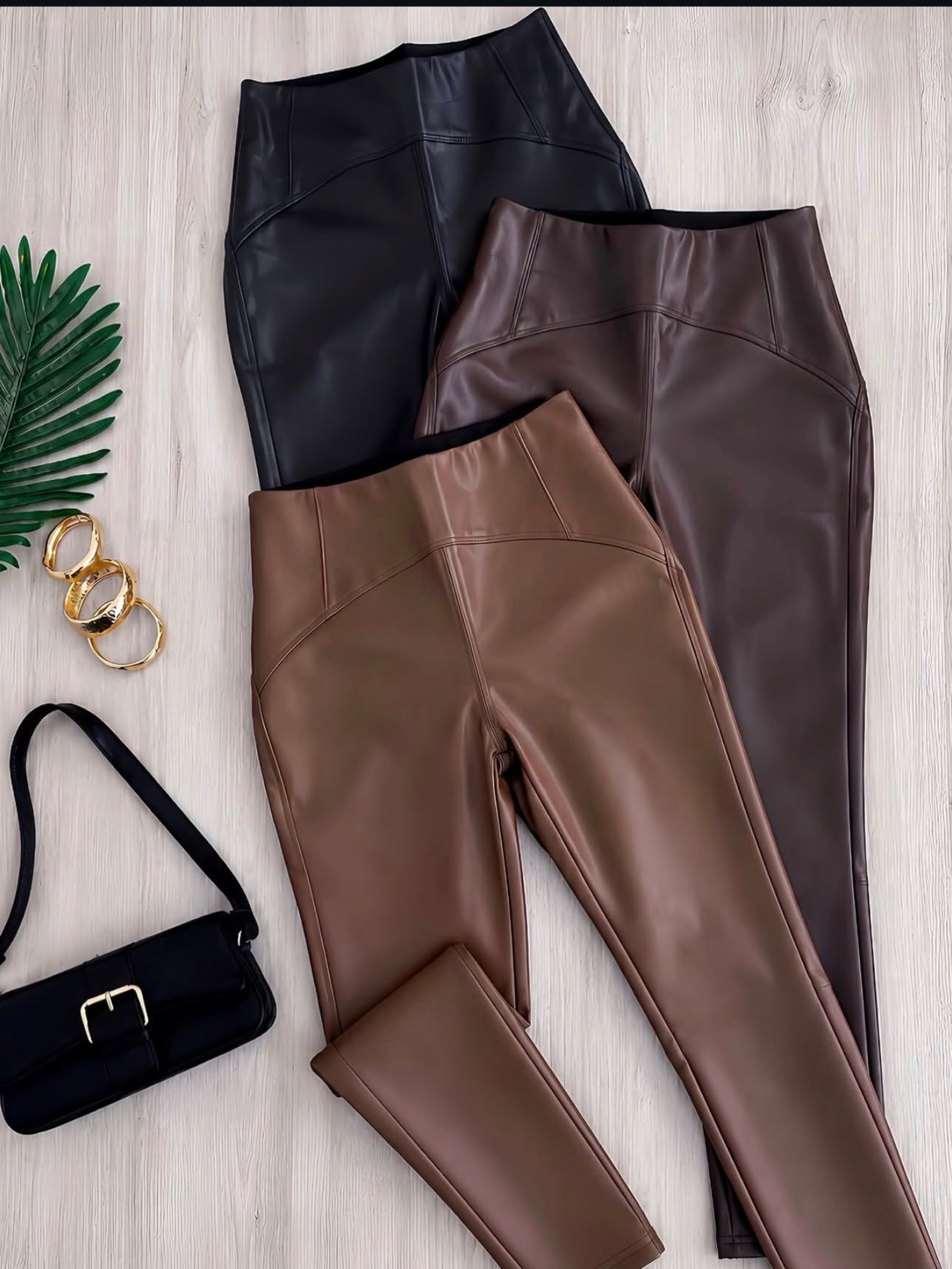 Calça legging couro
