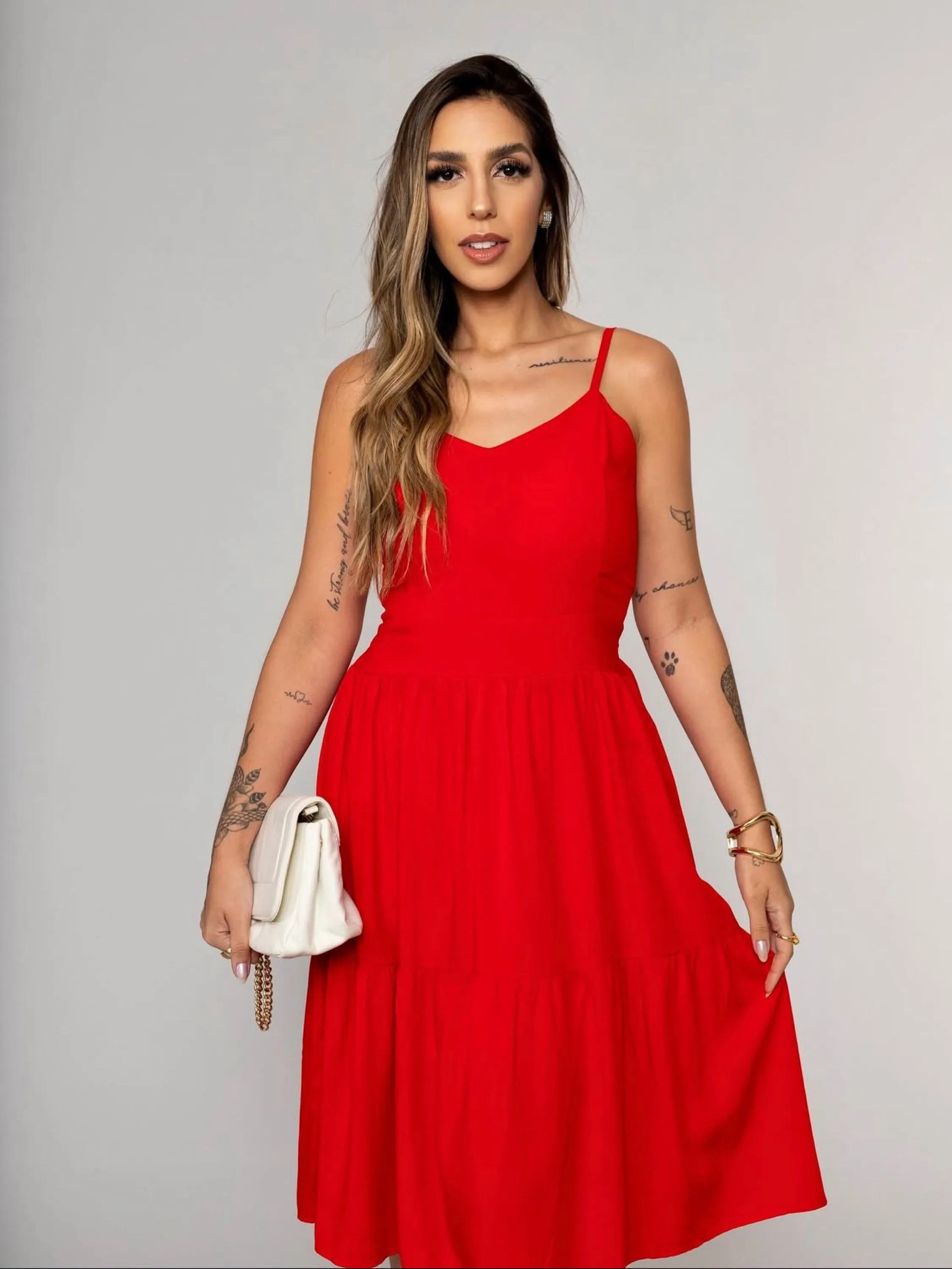 Vestido curto com bojo