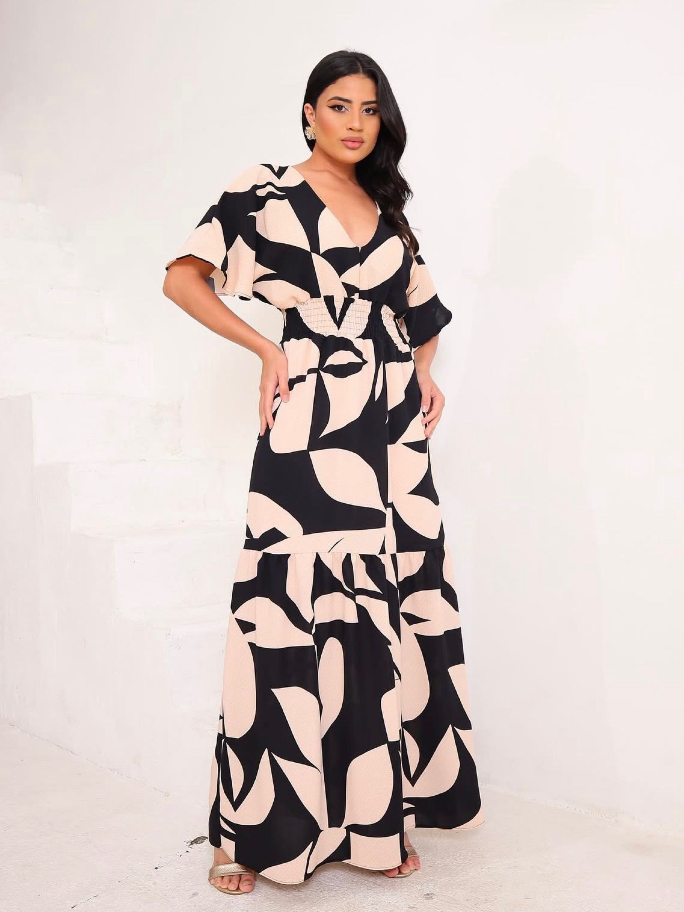 Vestido longo estampas manga curta