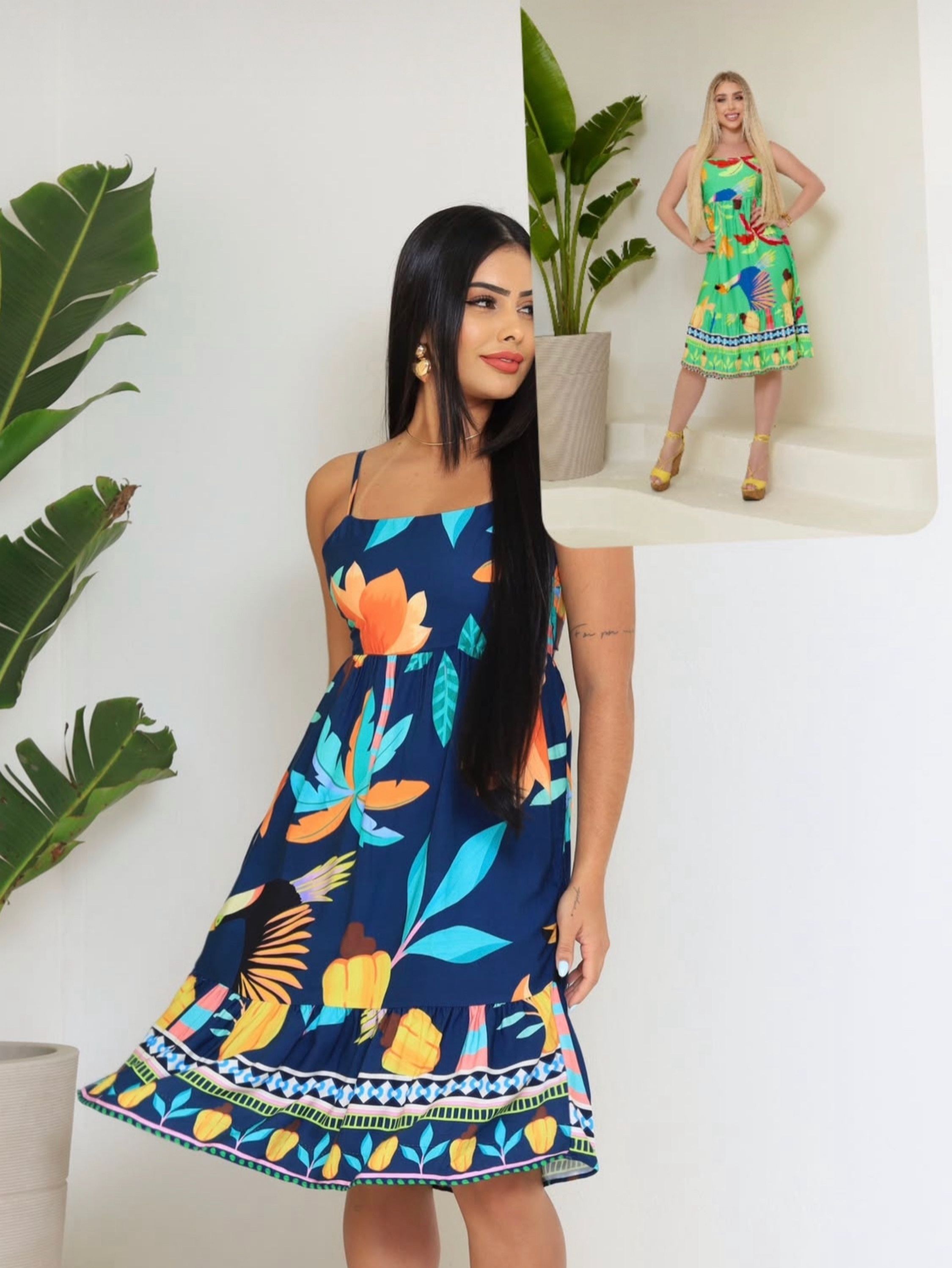 Vestido curto estampas