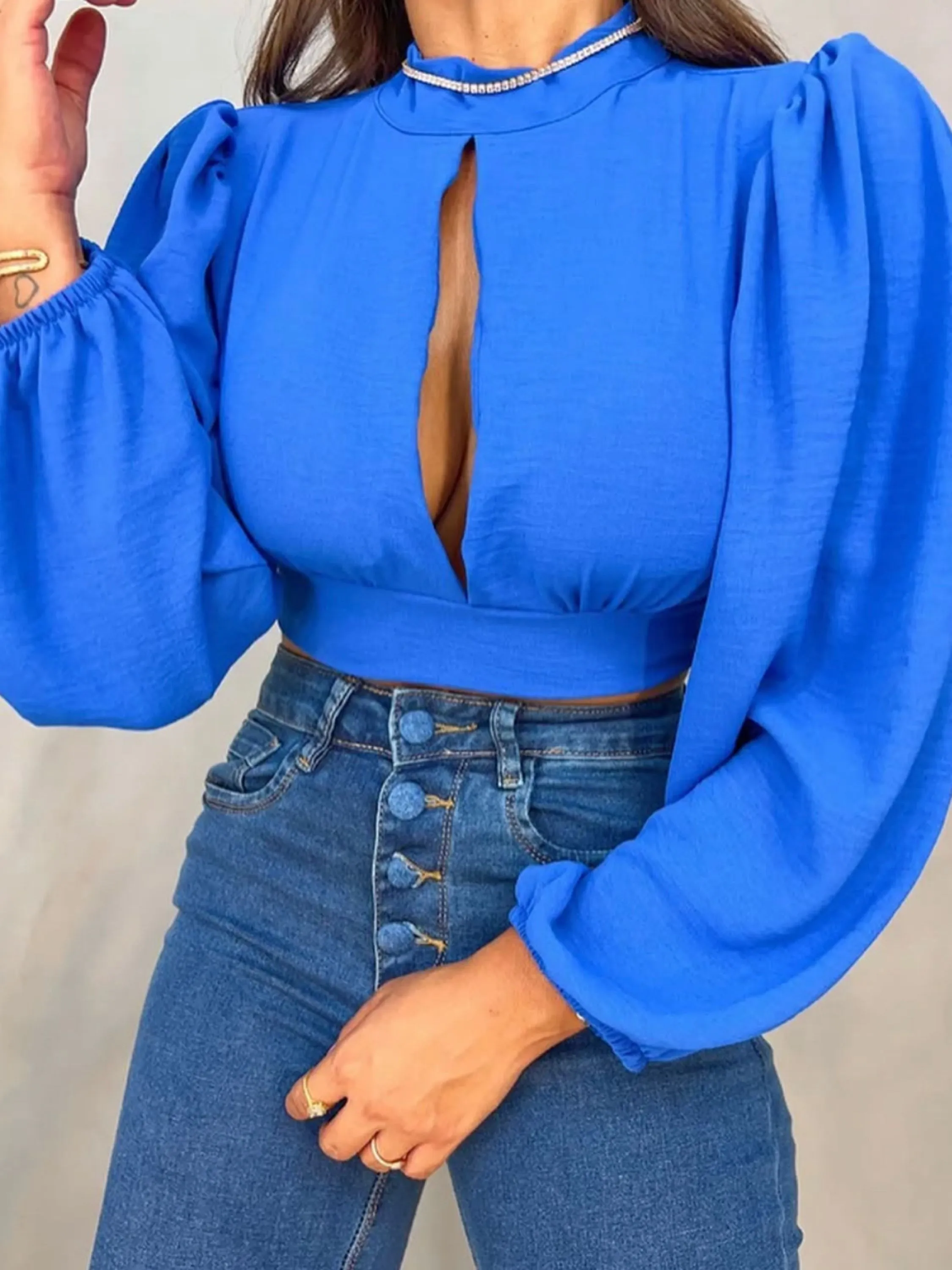 Cropped manga curto