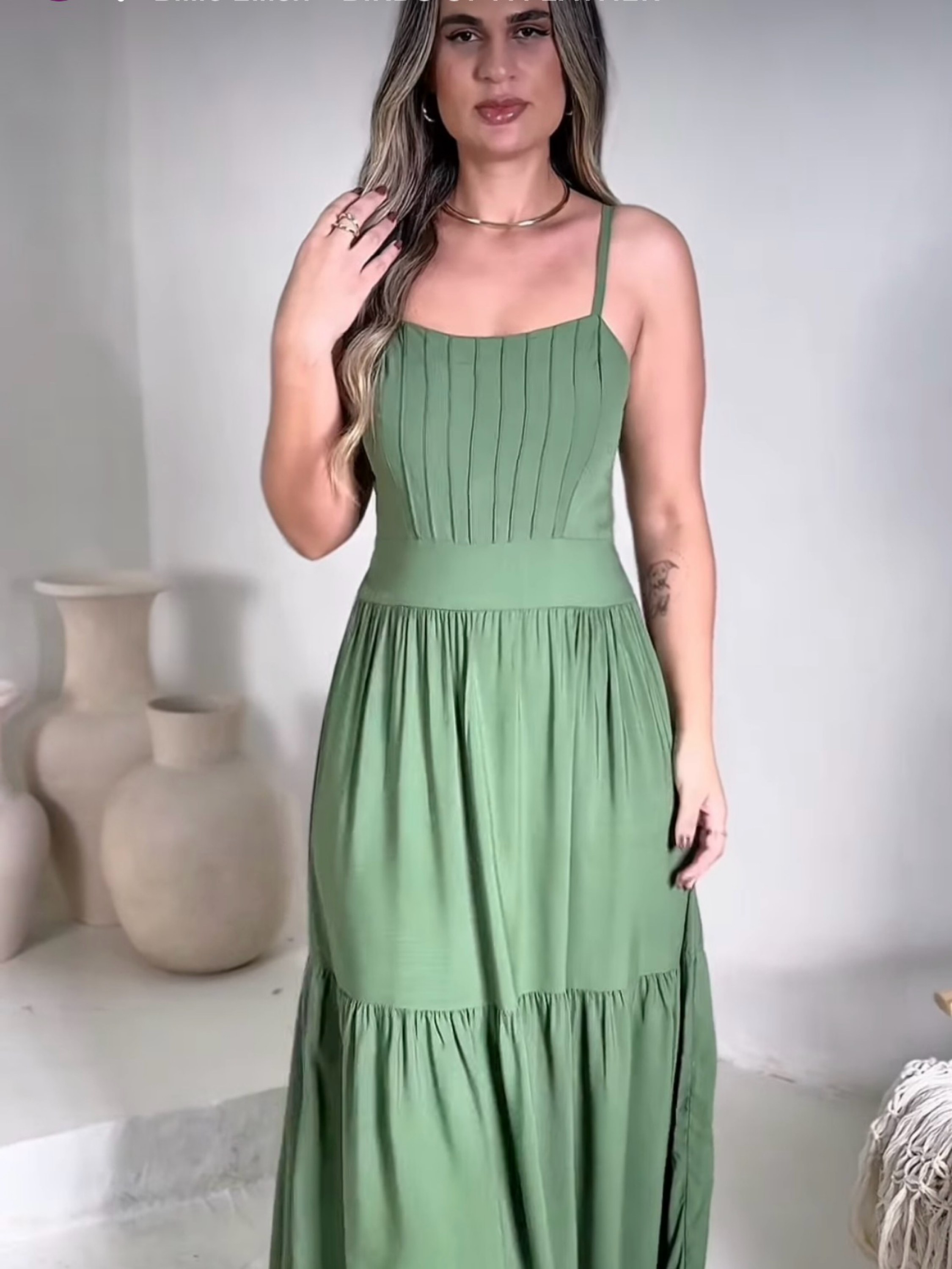 Vestido longo com bojo