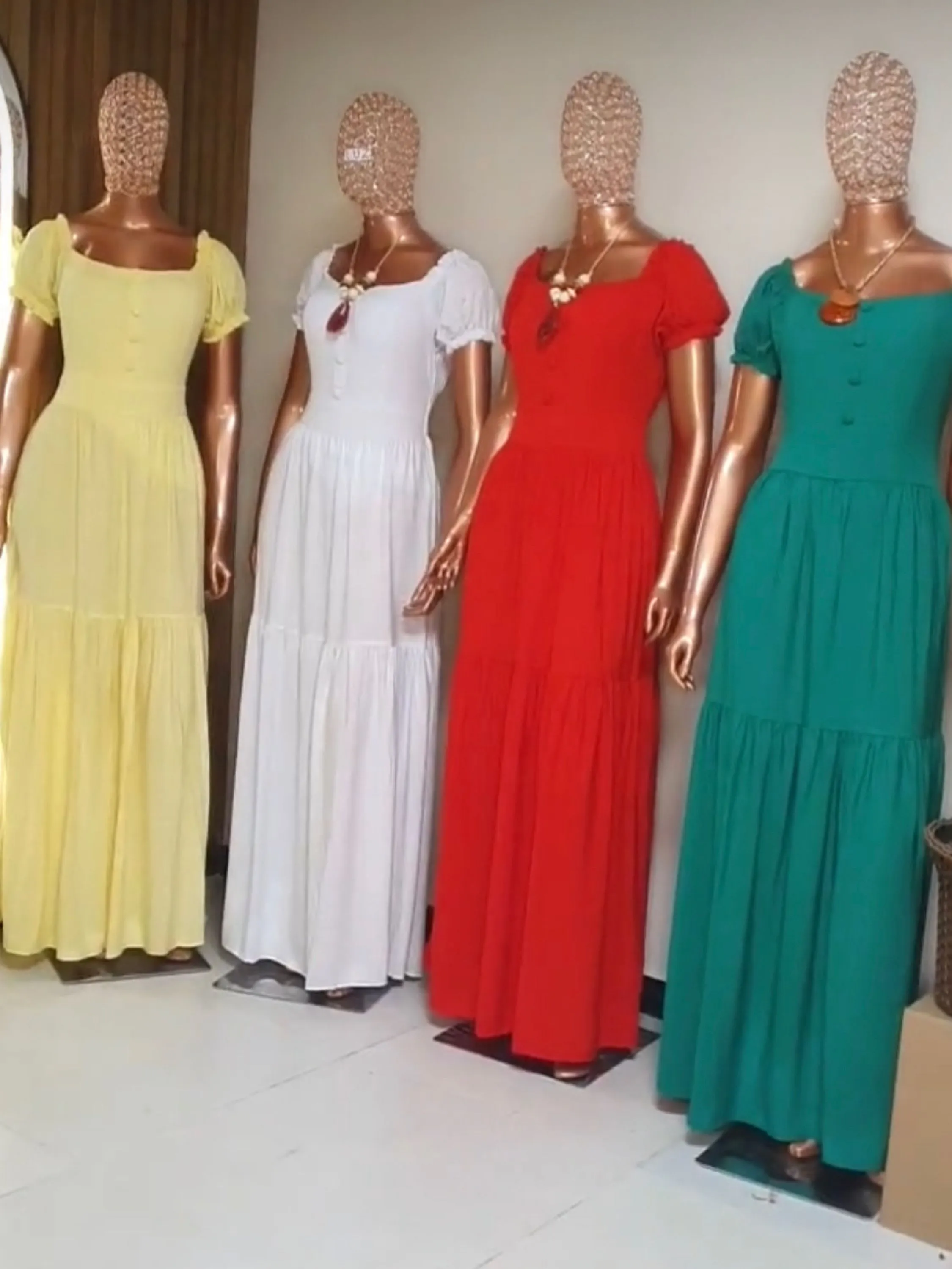 Vestido longo manga curta