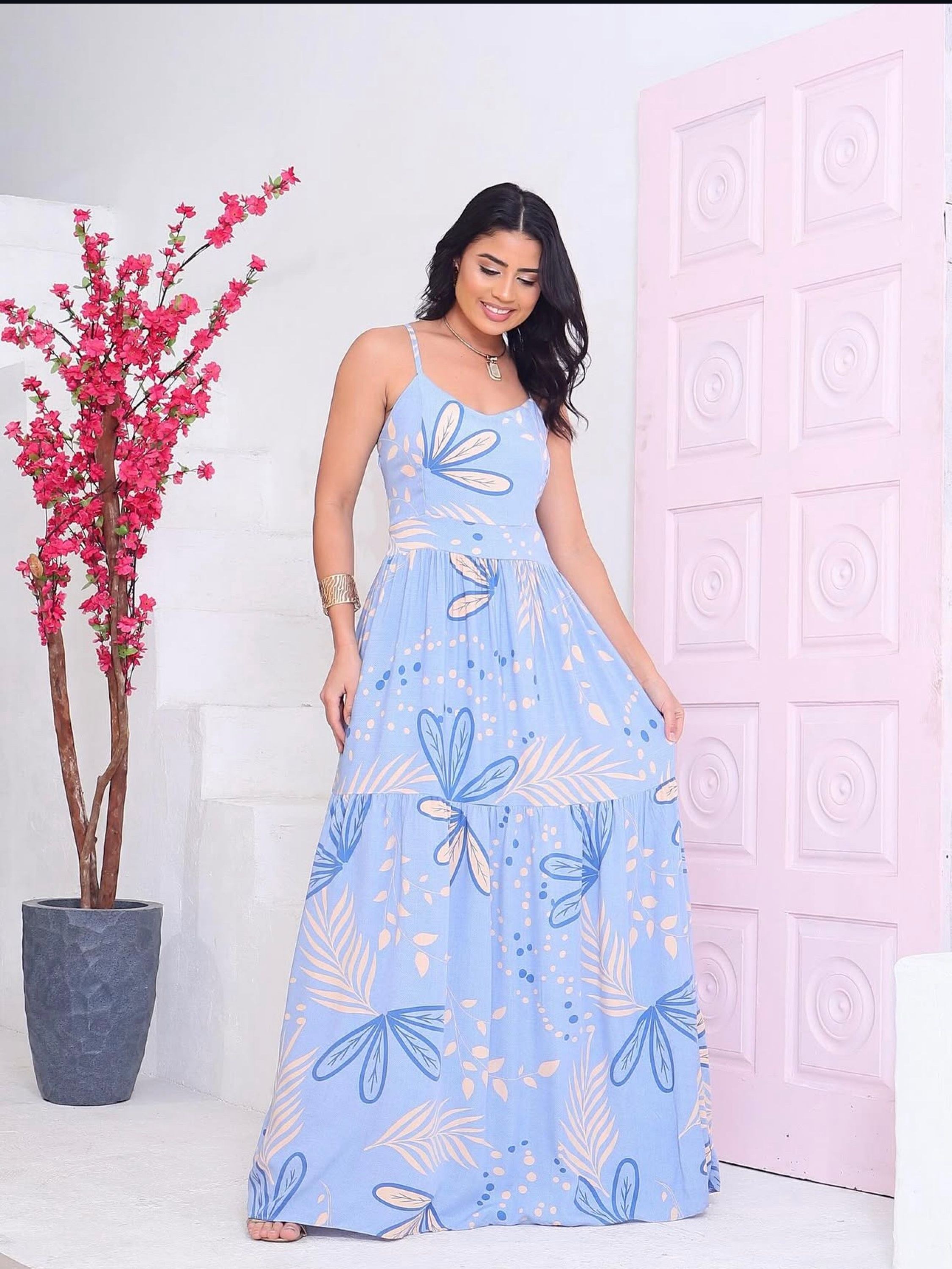 Vestido longo estampas variadas