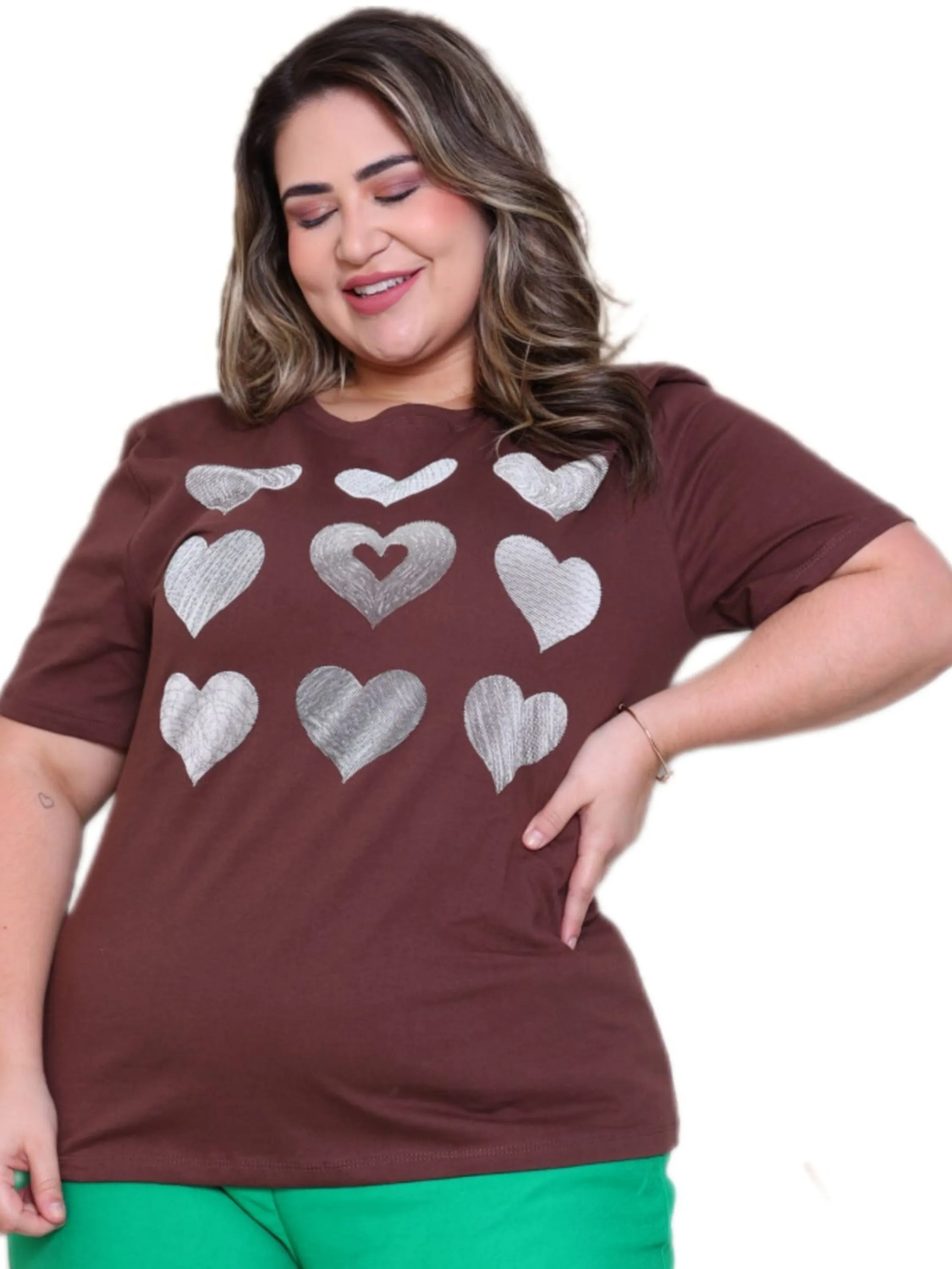 Camiseta Plus Size 100% Algodão T-Shirt Feminina Blusa Moda Grande Com Estampa De Coração