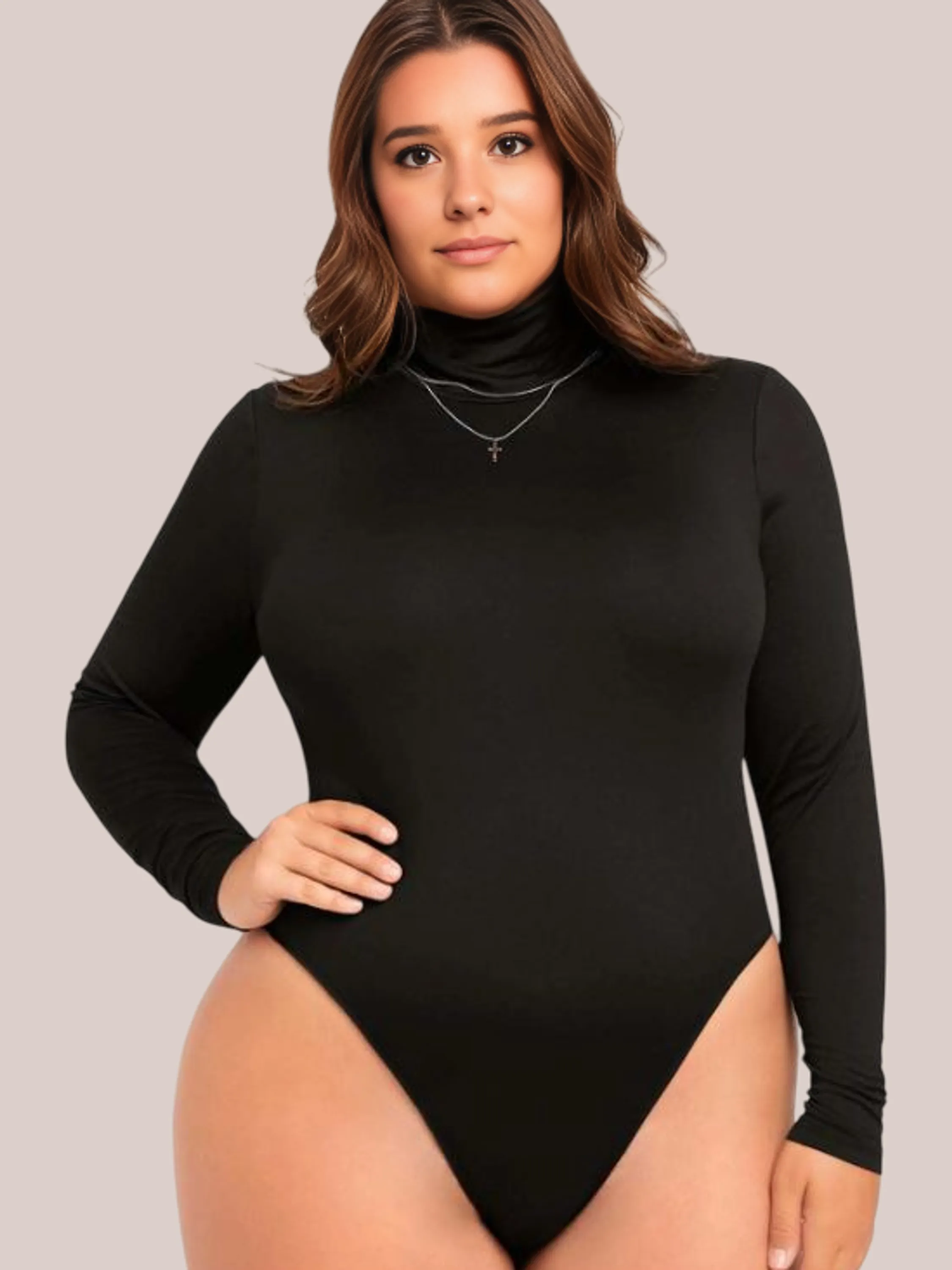 REF 124 BODY FEMININA PLUS