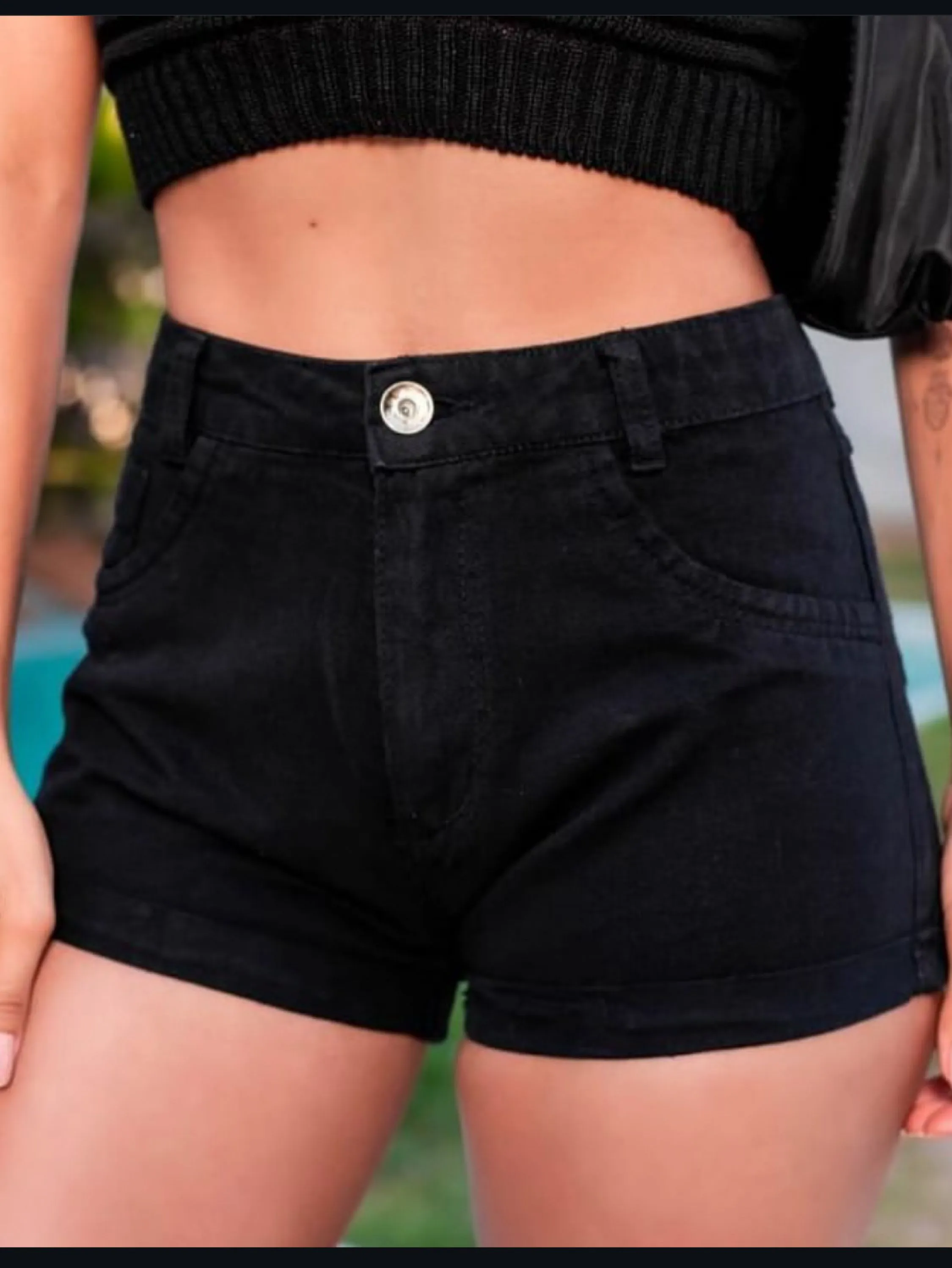 Short jeans preta