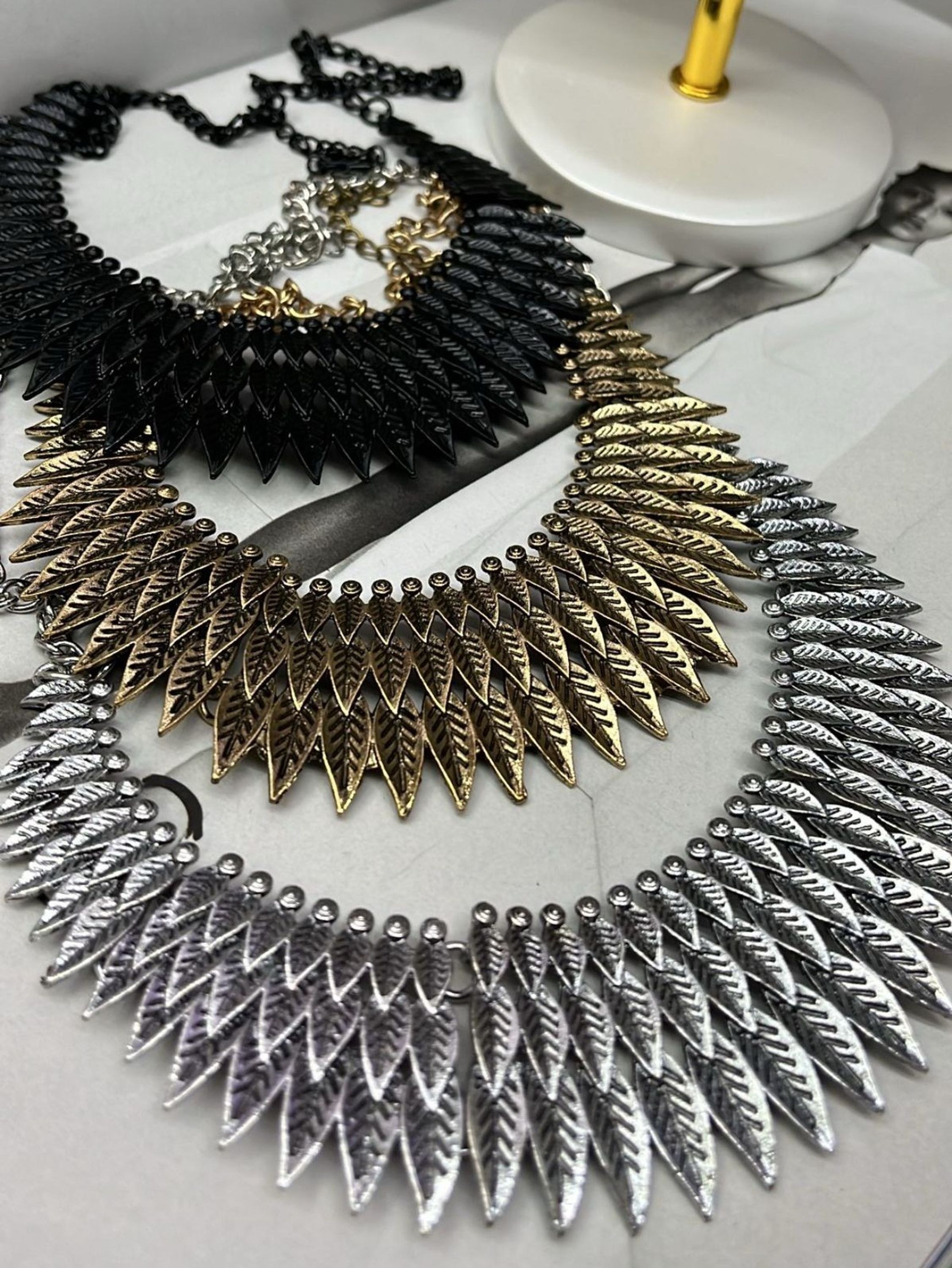 Maxi Colares Tendência