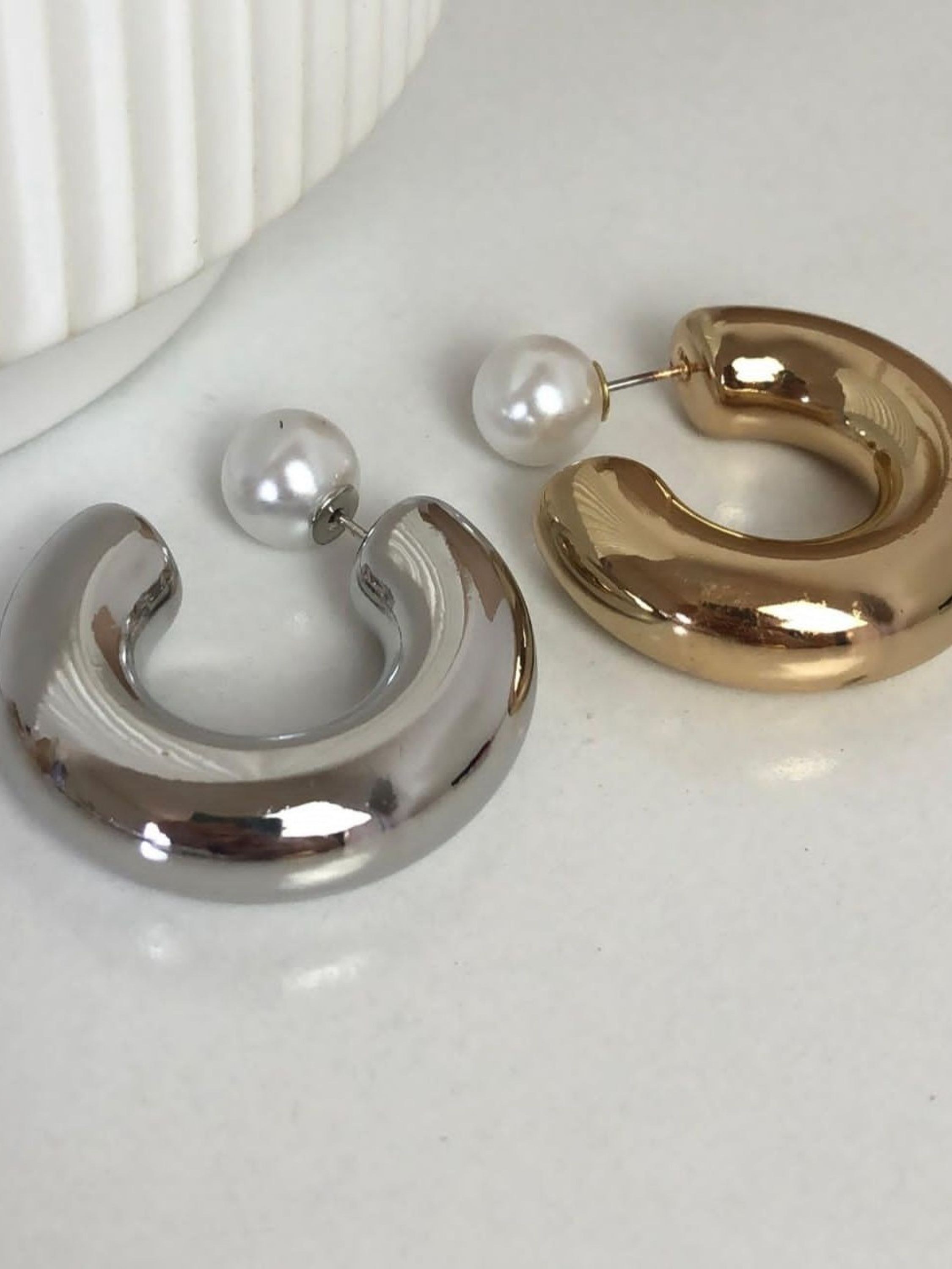 Kit 2 Argolas Bolsa Fecho de Pérola