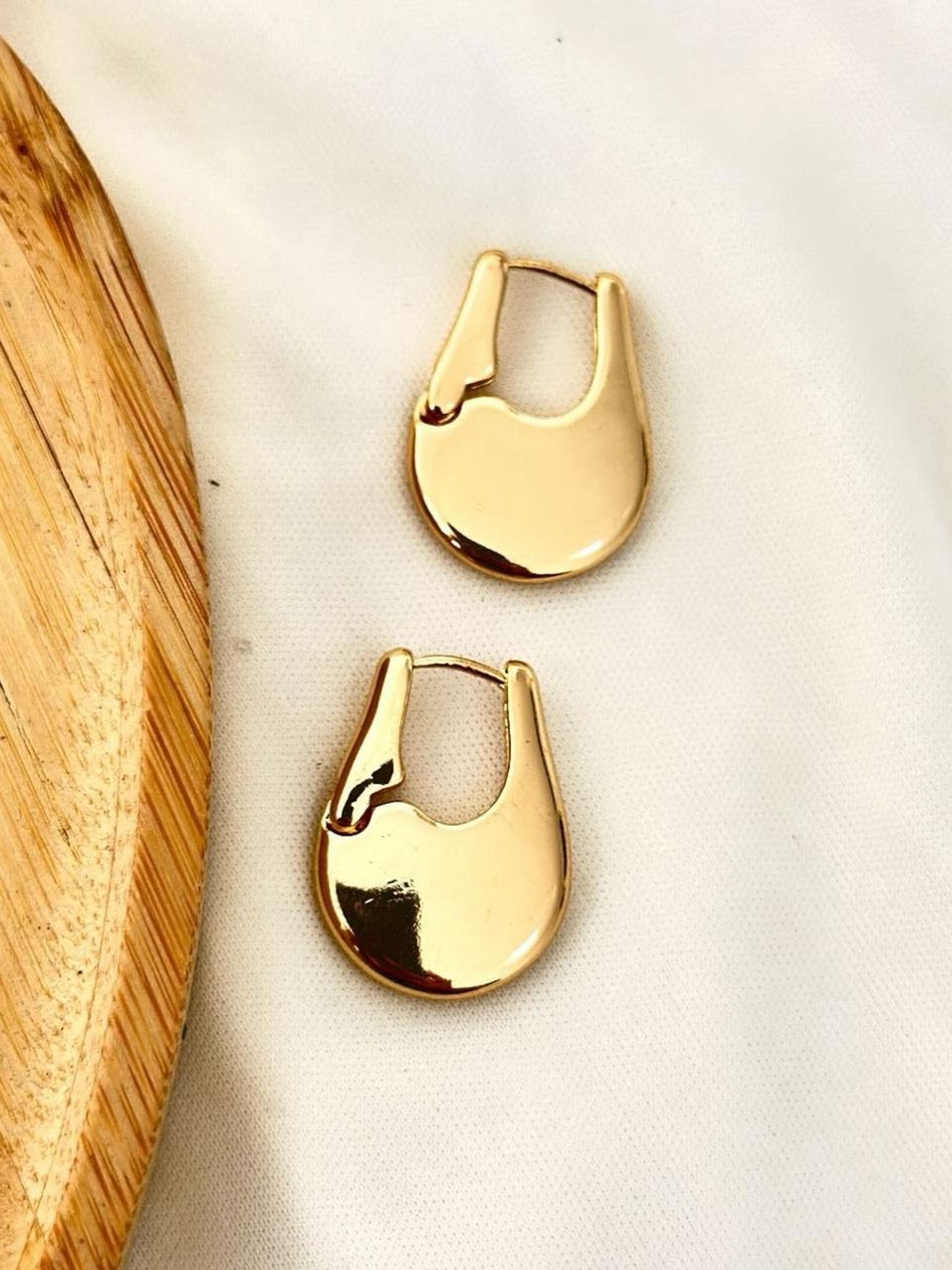 Brinco Delicado Fecho Click