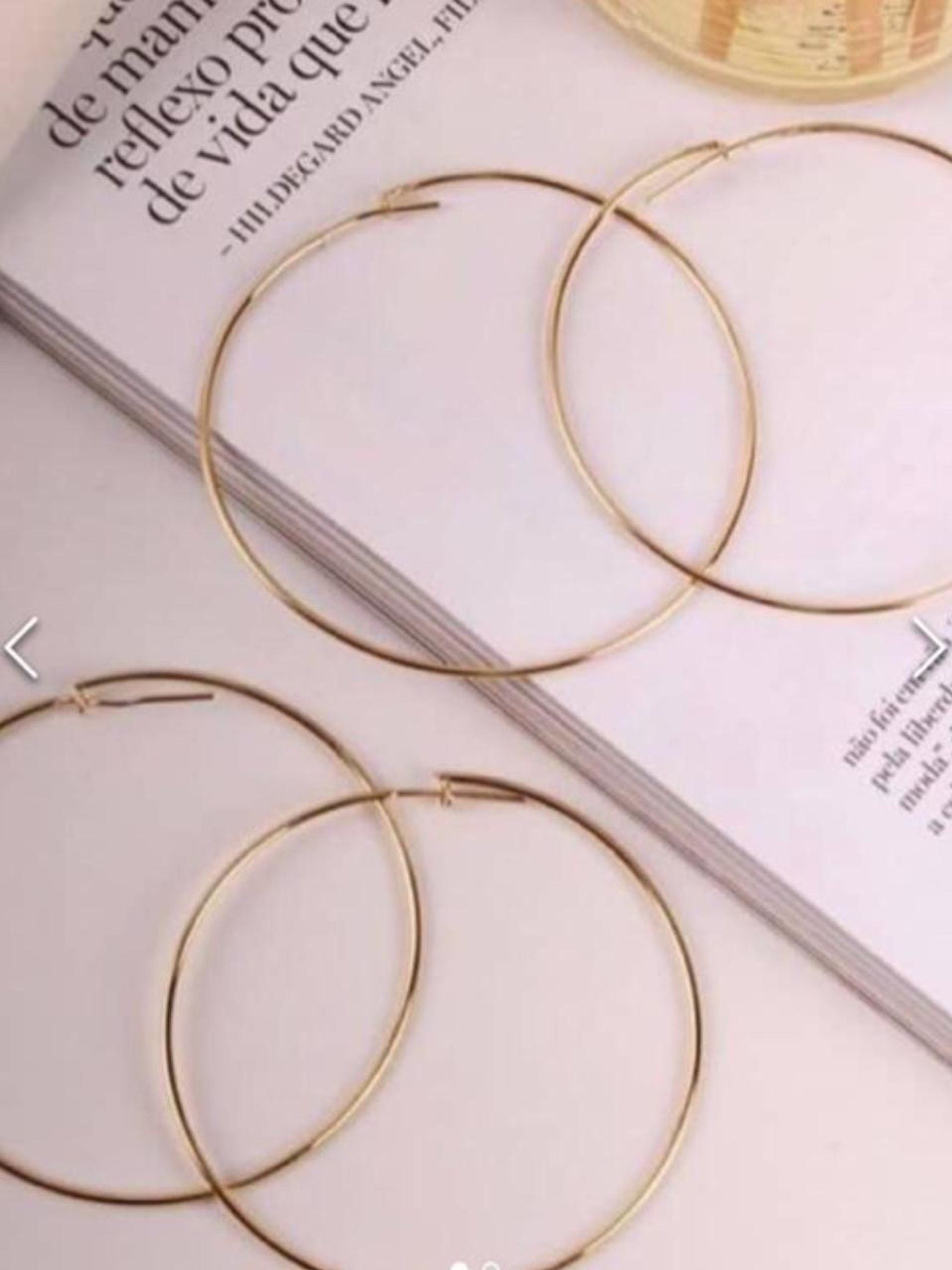 Argola Lisa Antialérgico Dourado Fina Peça Coringa