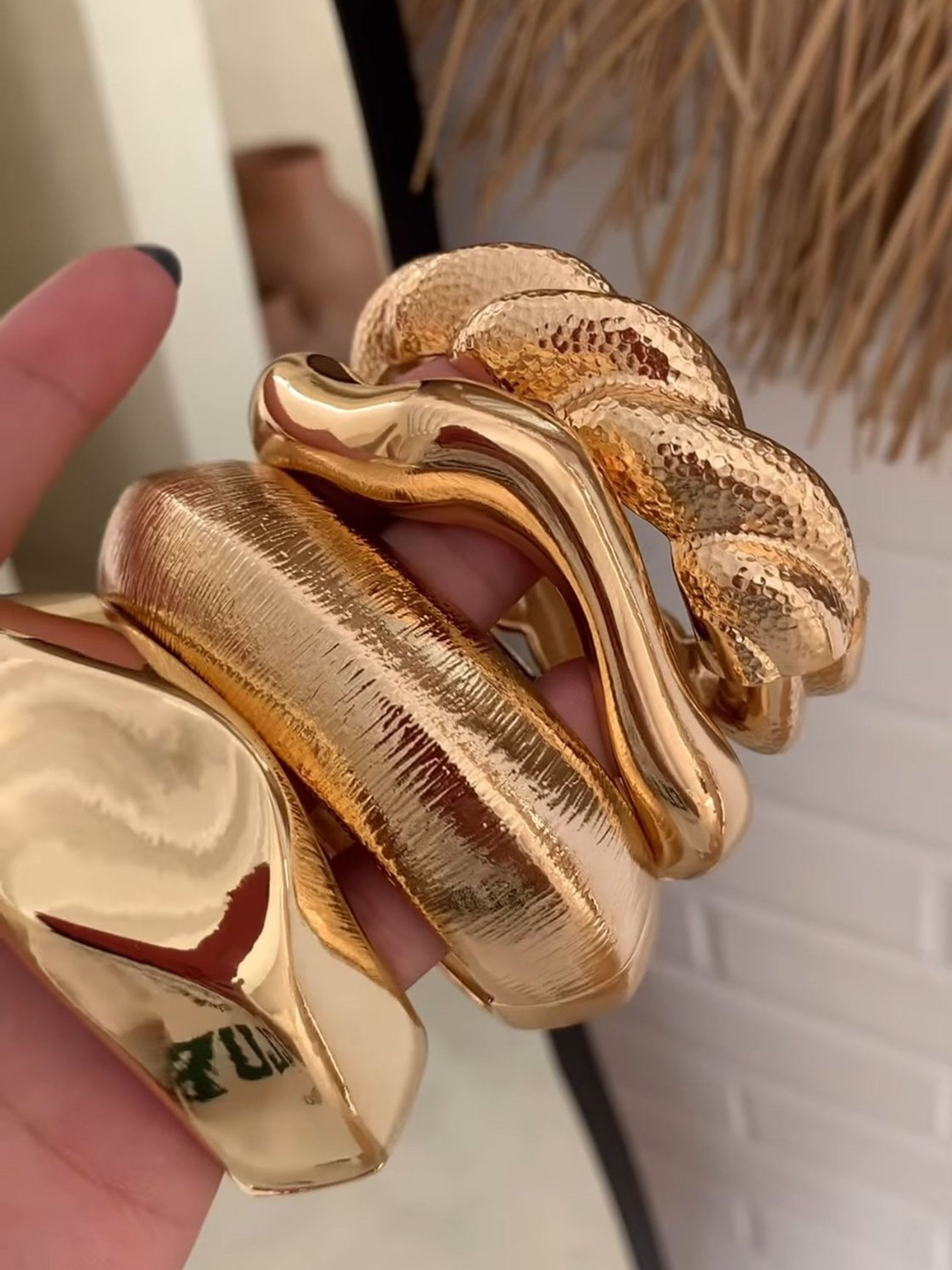 Maxi Bracelete Dourado Grande