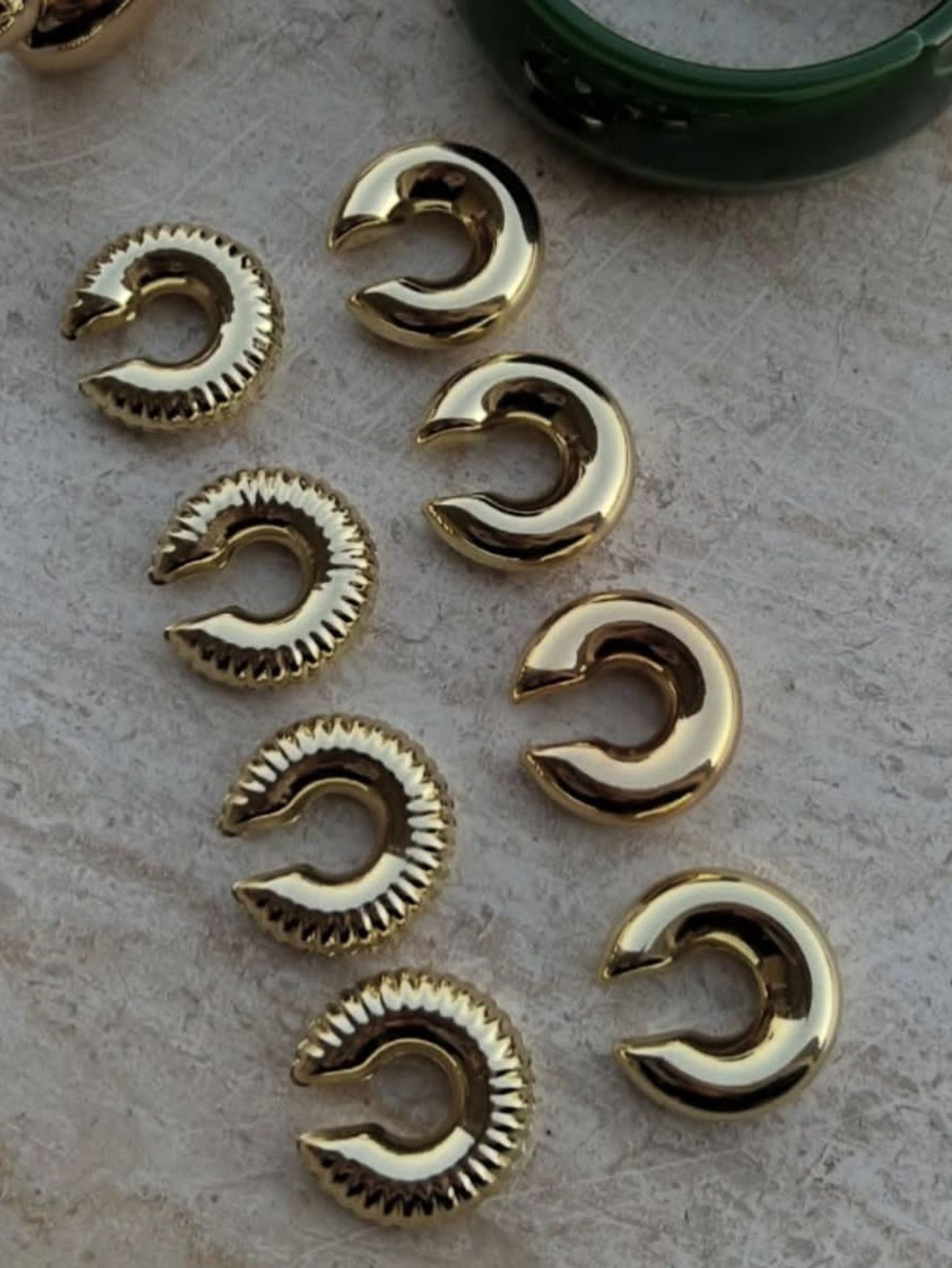 Kit 2 Piercing Fake Dourado