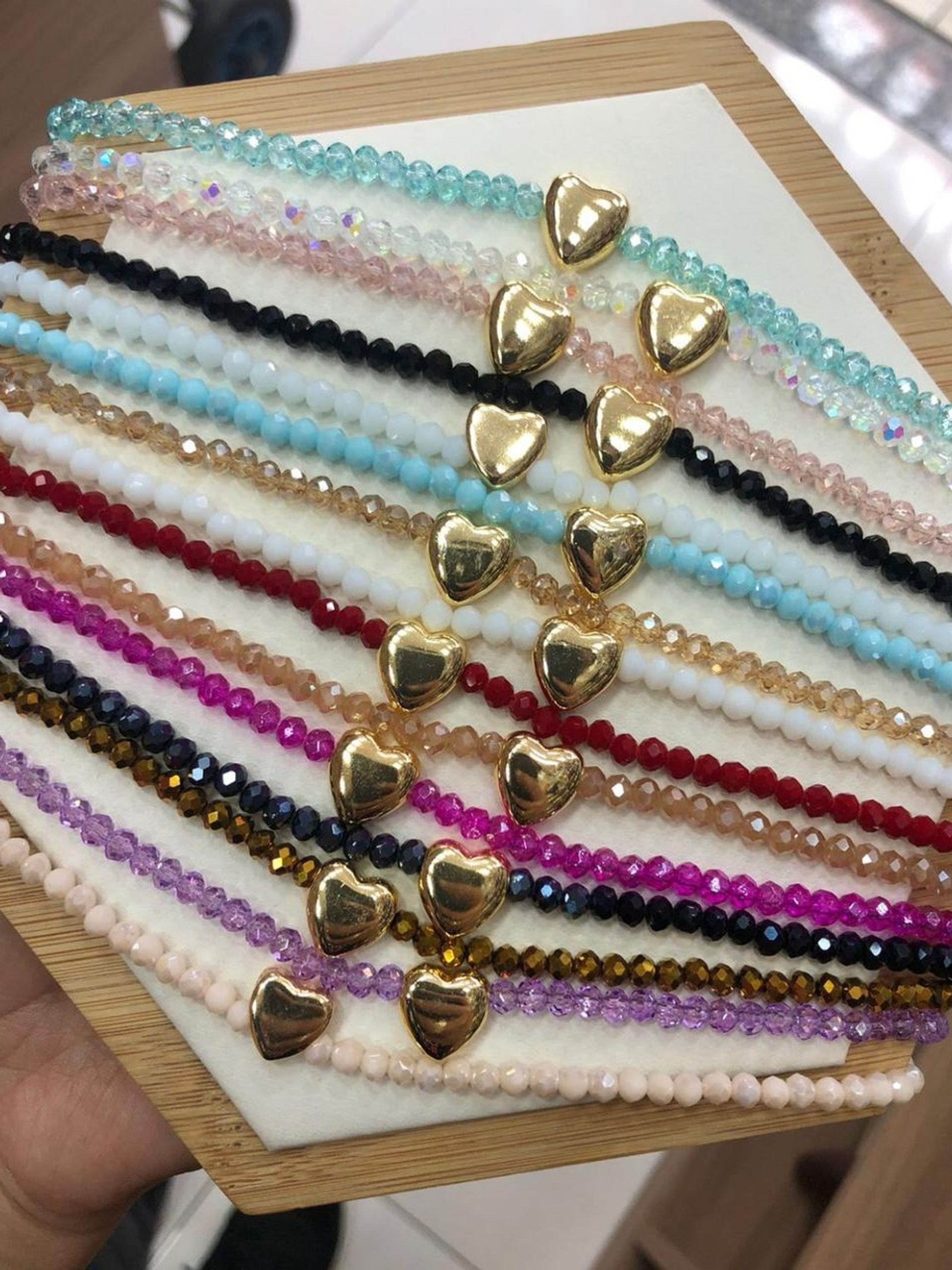 Colar Diferenciado Pedrinhas Coração