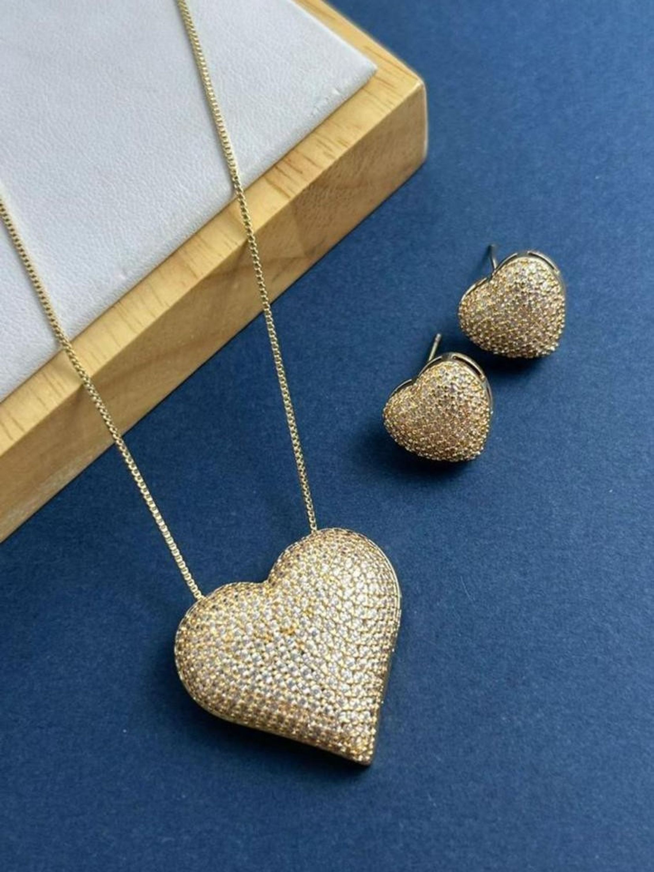 Kit Colar e Brinco Luxo Coração